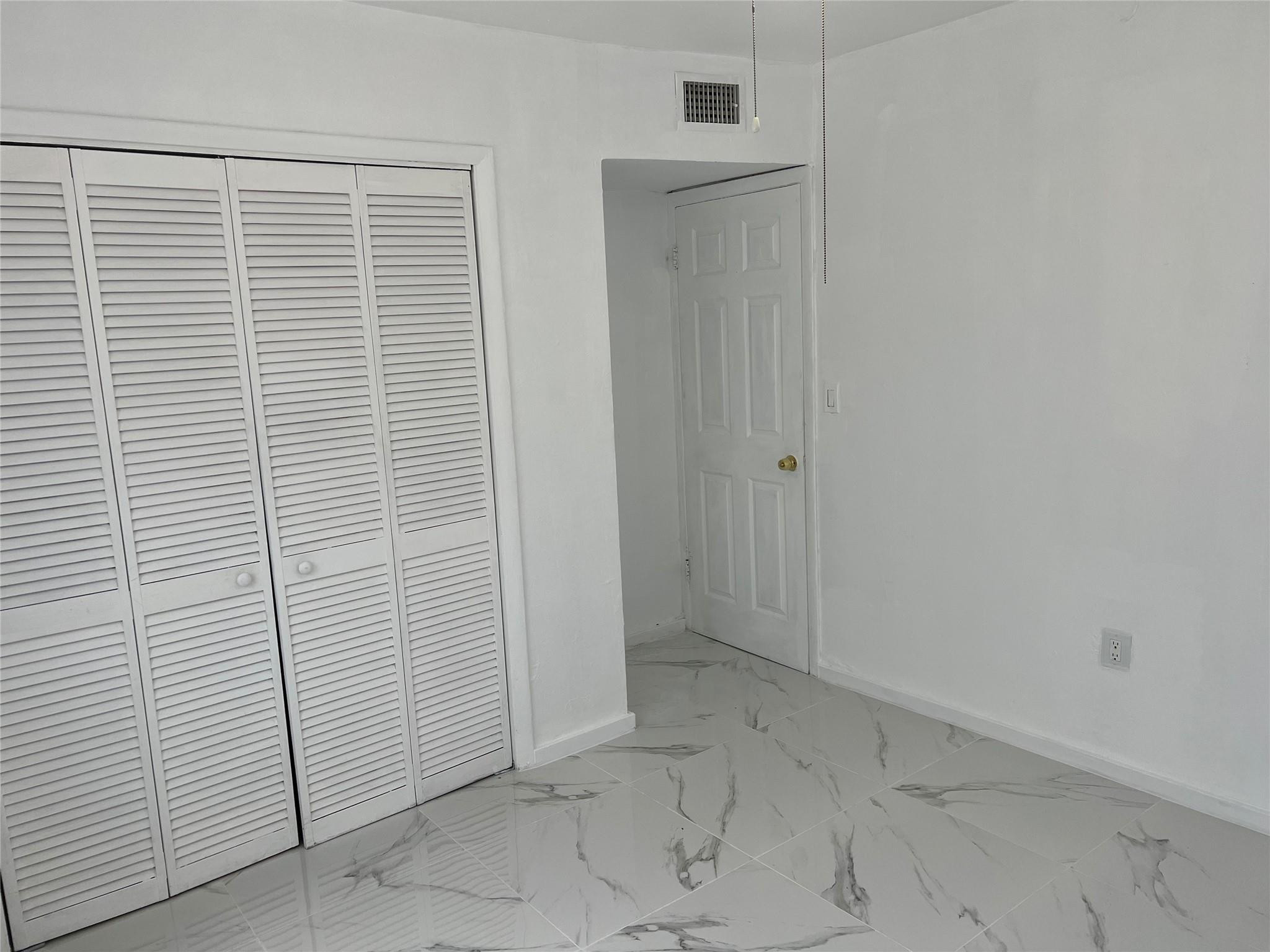 WILDWOOD RIVER VILLAS CONDO - Residential Lease