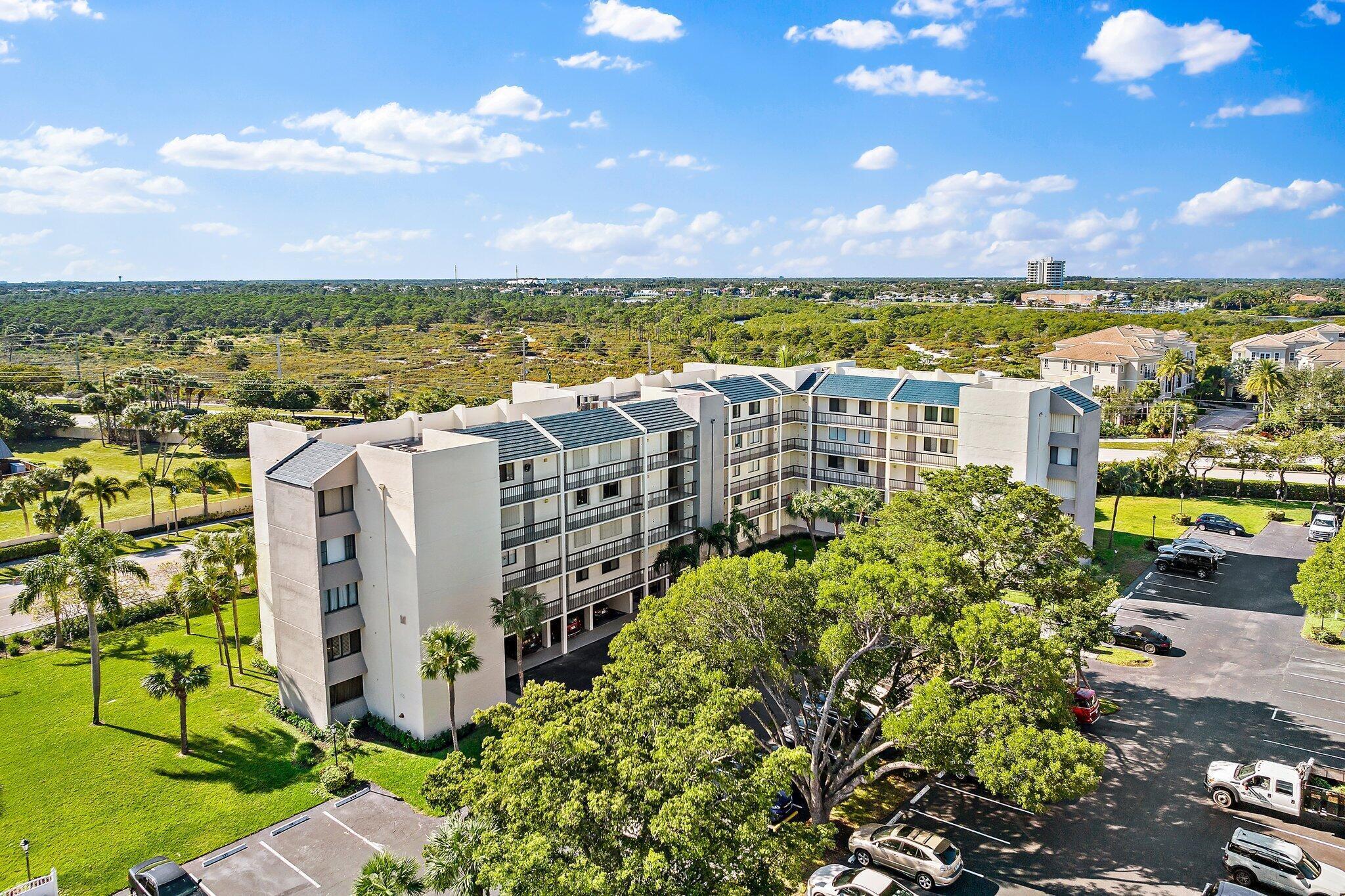 Jupiter Ocean & Racquet Club - Residential