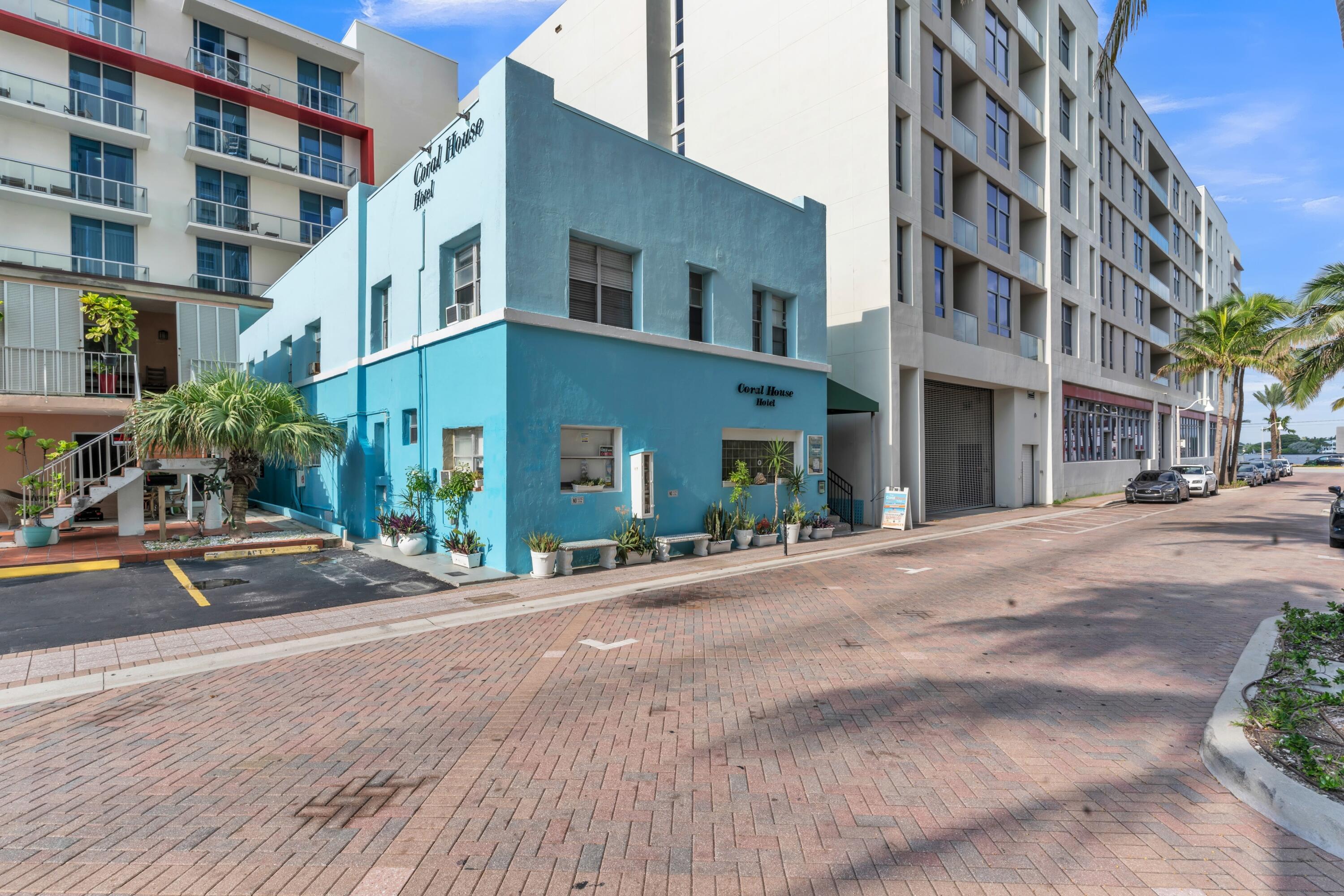 NEGOTIABLE MOVE IN RATE! Hollywood Beach Efficiency or  1BR/1BA - STEPS TO THE SAND! $2k/mo  + $200 utils/Wi-Fi incl. Live the beach life! 1st floor, large studio/1BR just 83 steps to Broadwalk & beach - see ocean from your window! Eat-in kitch (stove,oven,fridge,cabinets,table for 2). Remodeled Bathroom, Queen bed, all furnished. Laundry on site. Near Ocean Alley & Haagen-Dazs, 3 blks south of Margaritaville. Perfect for 1, OK for couple. Move-in flexible w/right guest=1st+Security! Pet OK. Street/Garage Parking available @ reduced rate. Proof of employment or funds is important. Grab your beach haven before it's gone! - Remodeled rooms with ocean and intracoastal views- Reduced Fee parking, full kitchens, and modern amenities- Gated entry, BBQ area, laundry room, and lounge area- Fully  Coral House Hotel is a 2 story updated building that can rent short or Long term. Looking for 1 guest possible a couple that wants to lock in a rental rate for all year. Will rent mo-mo or for the year. Flexible terms and conditions. City Street/Garage Parking permits are available for a discounted rate of $180 per year or $117 per month
