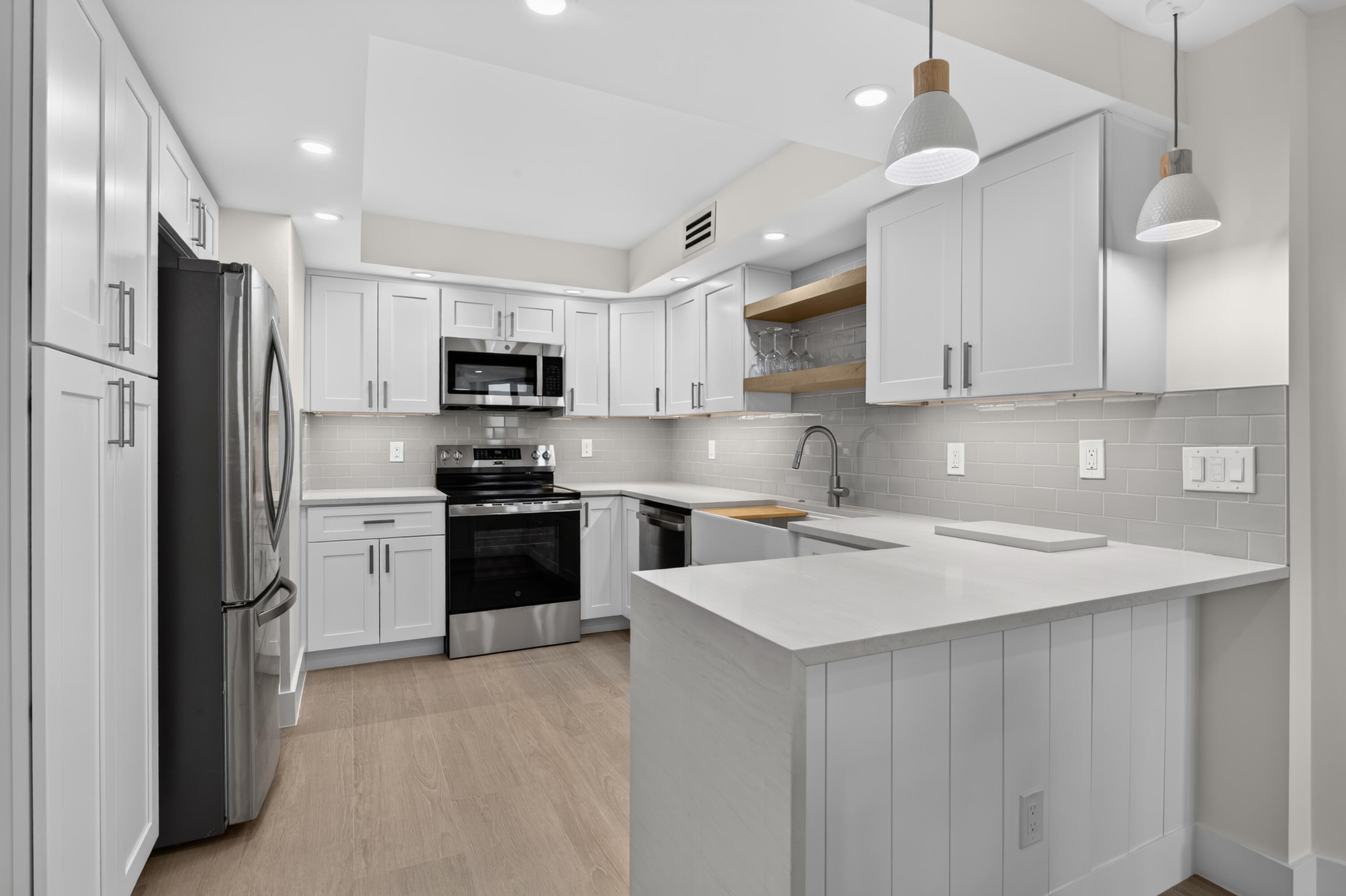 Phoenix Towers Condo No 1 - Residential
