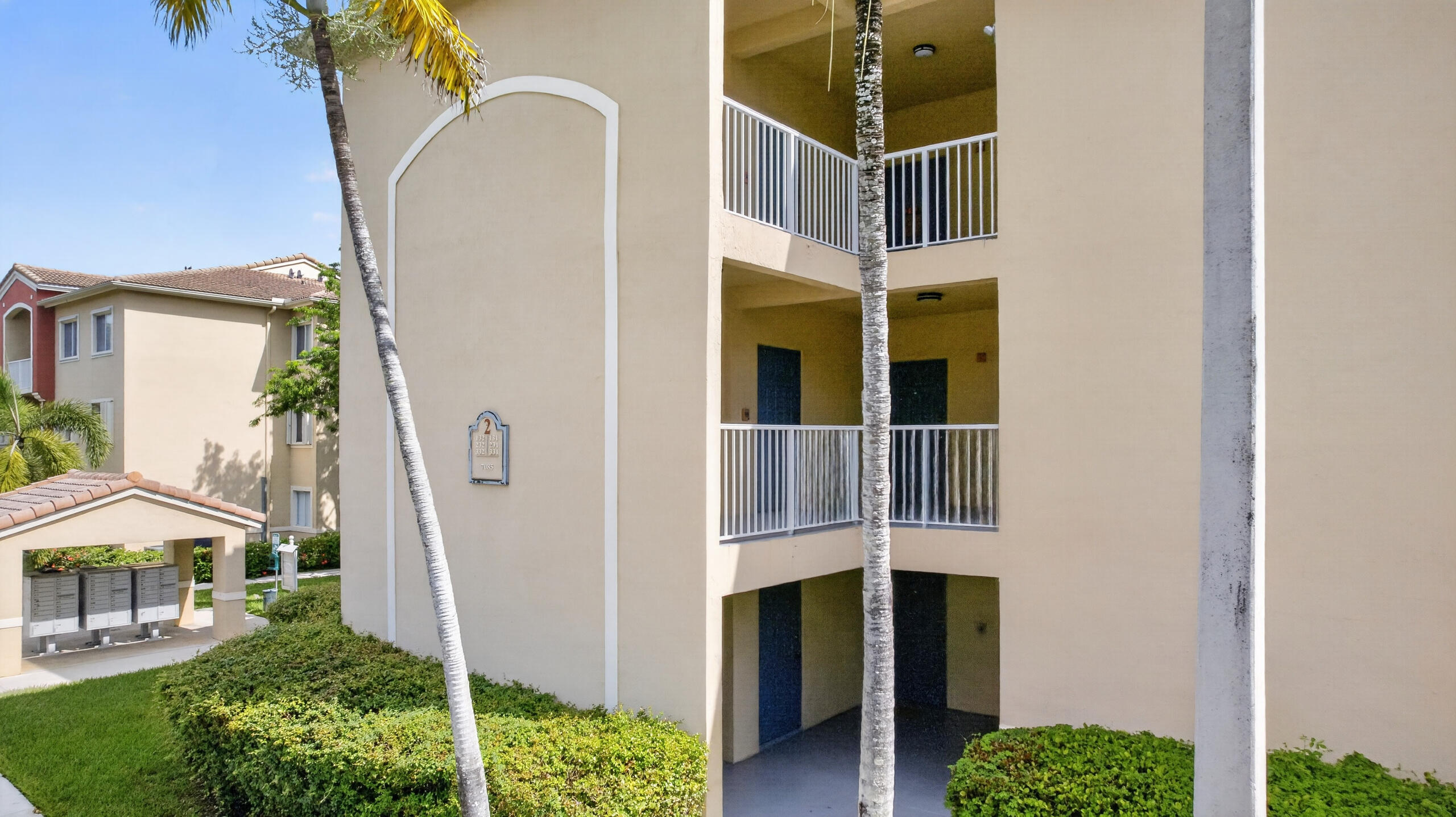 UNIVERSITY PARC RESIDENCES CONDO - Residential Lease