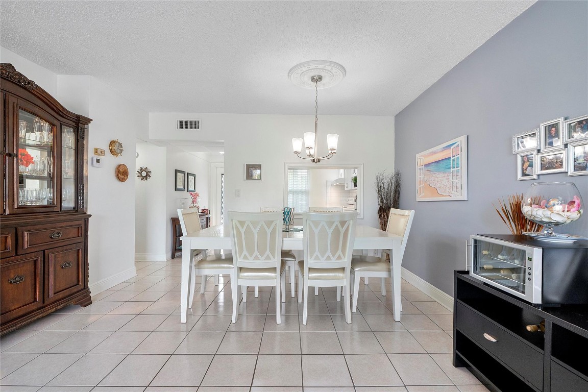 ORIOLE GOLF & TENNIS CLUB - Residential