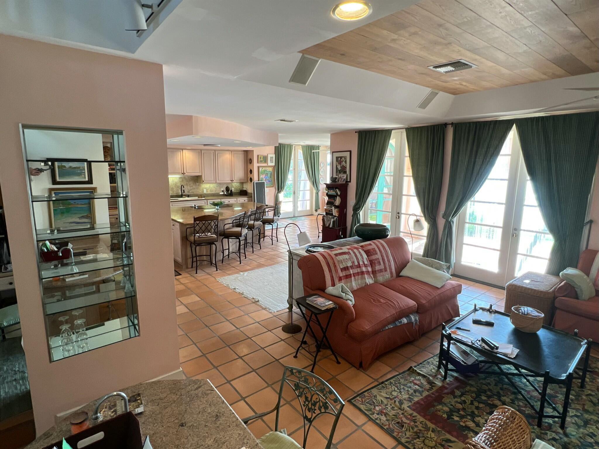 BAY HARBOR - Residential