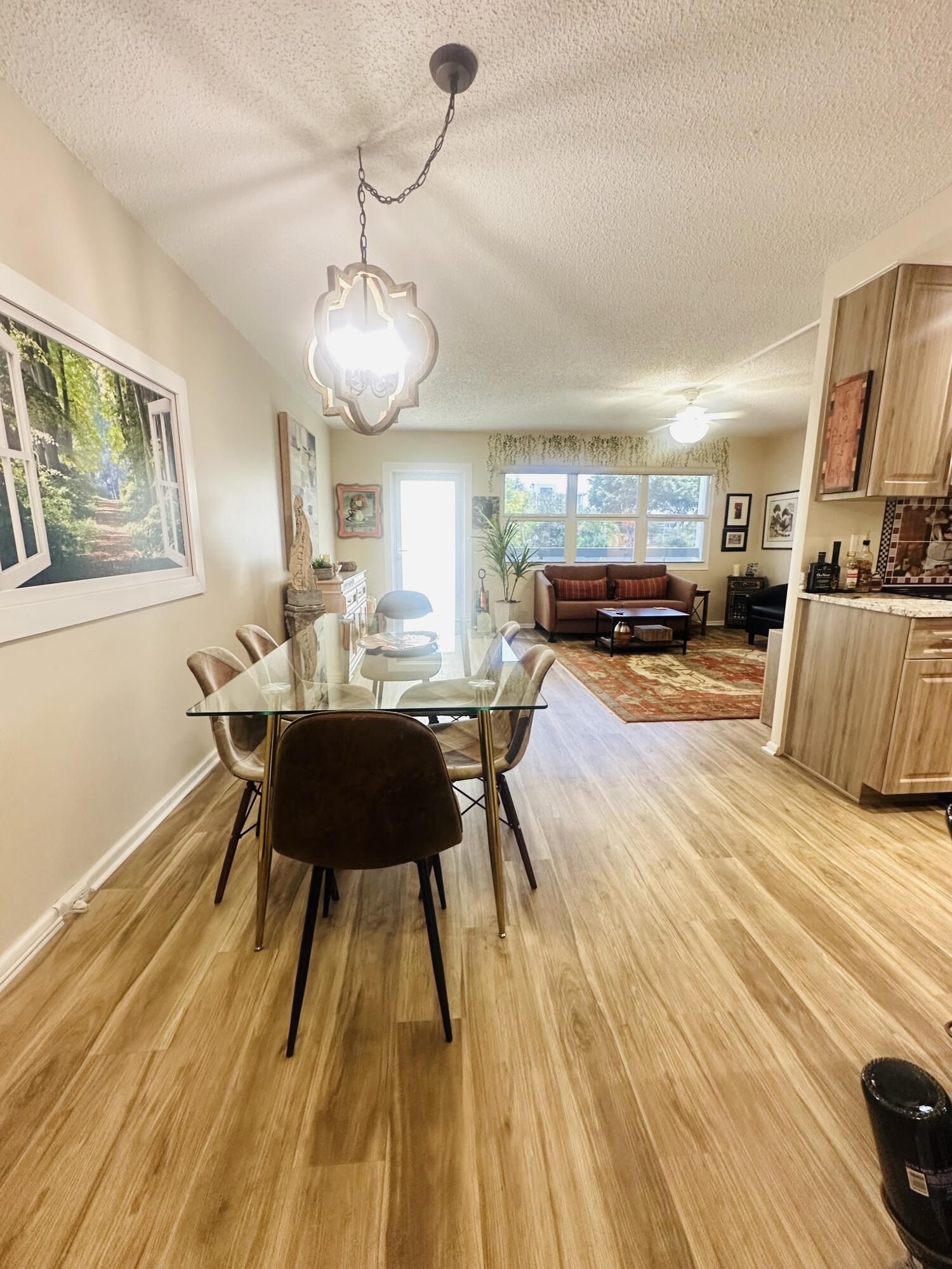CAMBRIDGE G CONDO - Residential