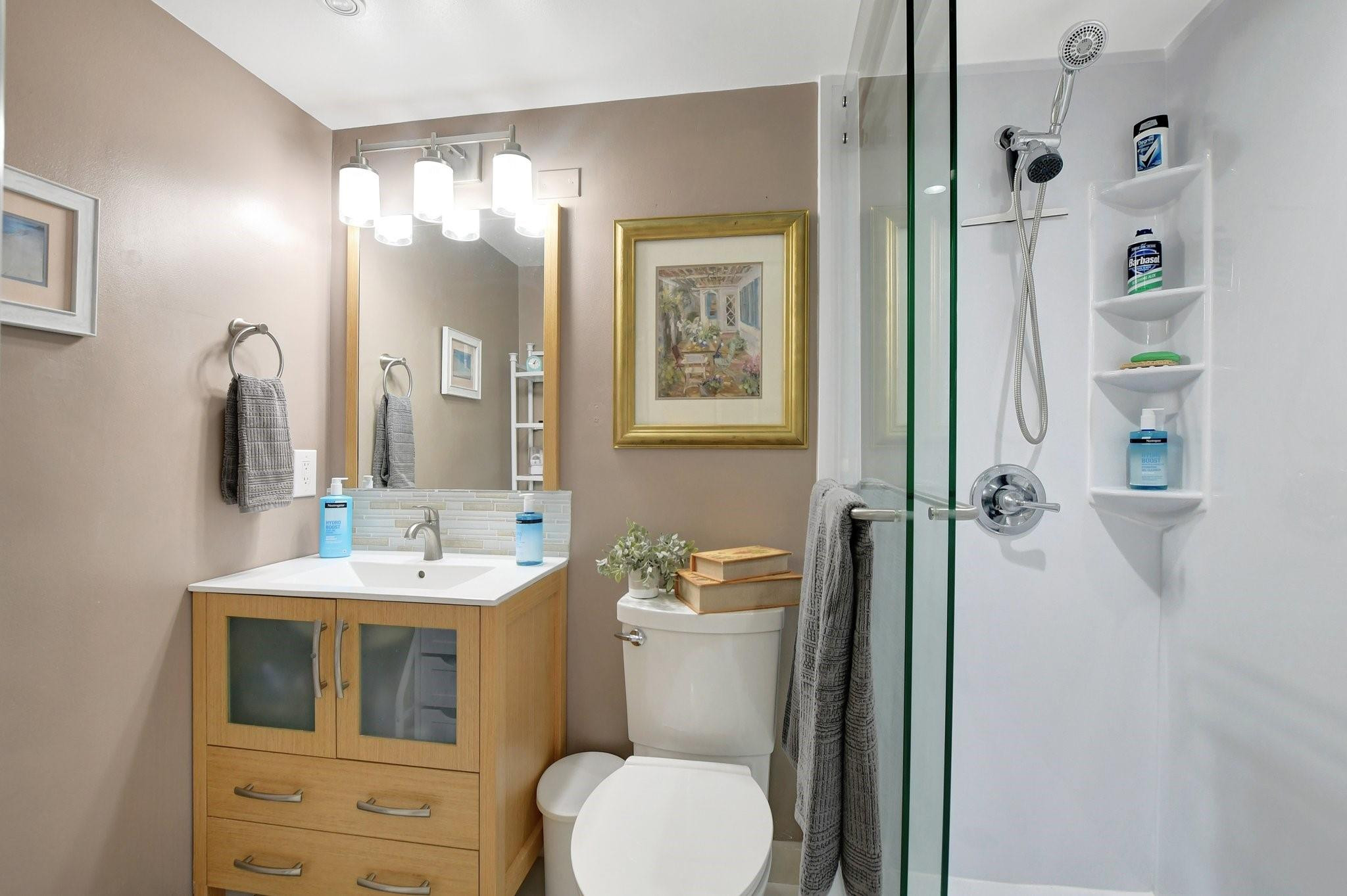 CAMBRIDGE G CONDO - Residential