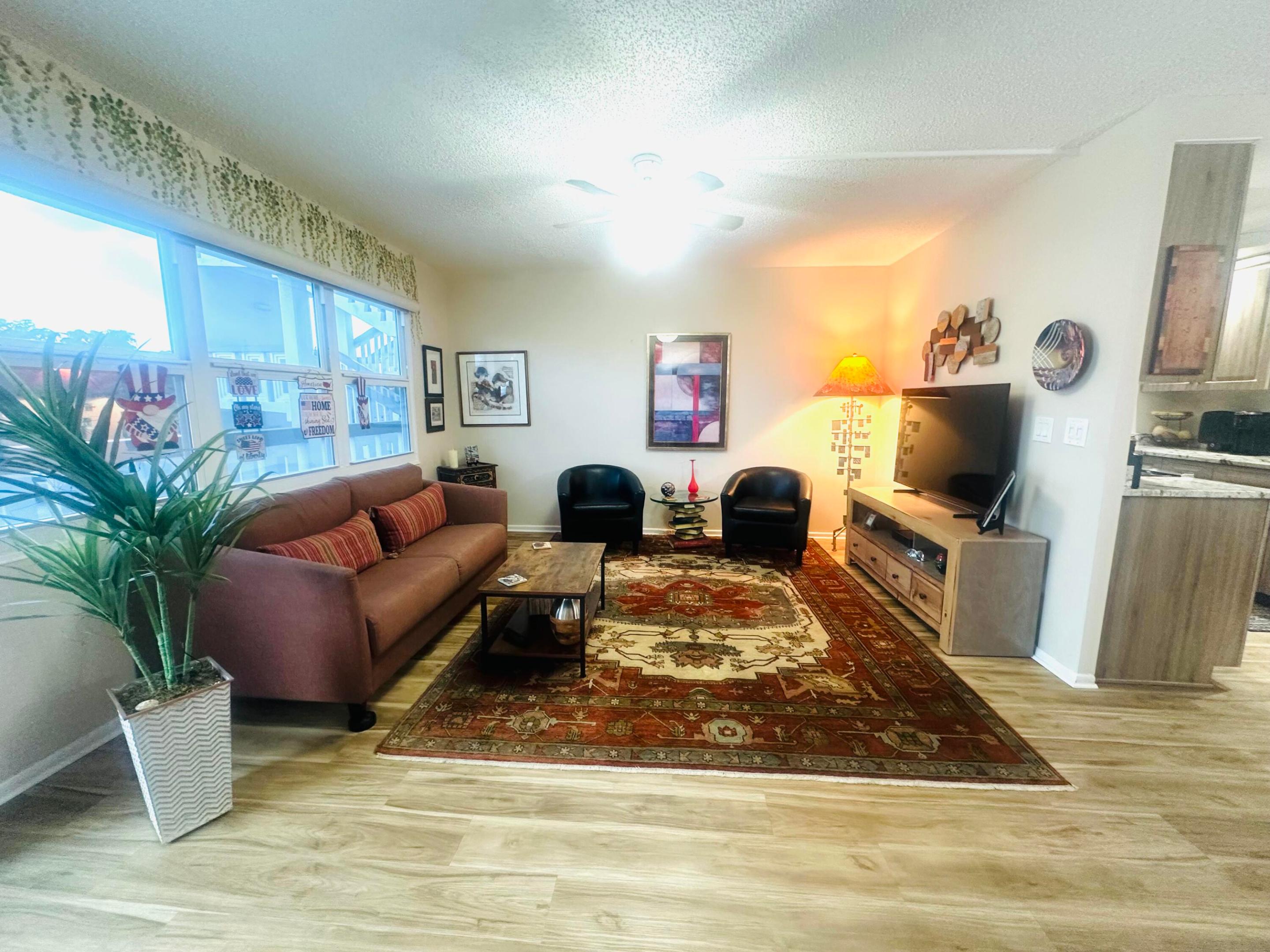 CAMBRIDGE G CONDO - Residential