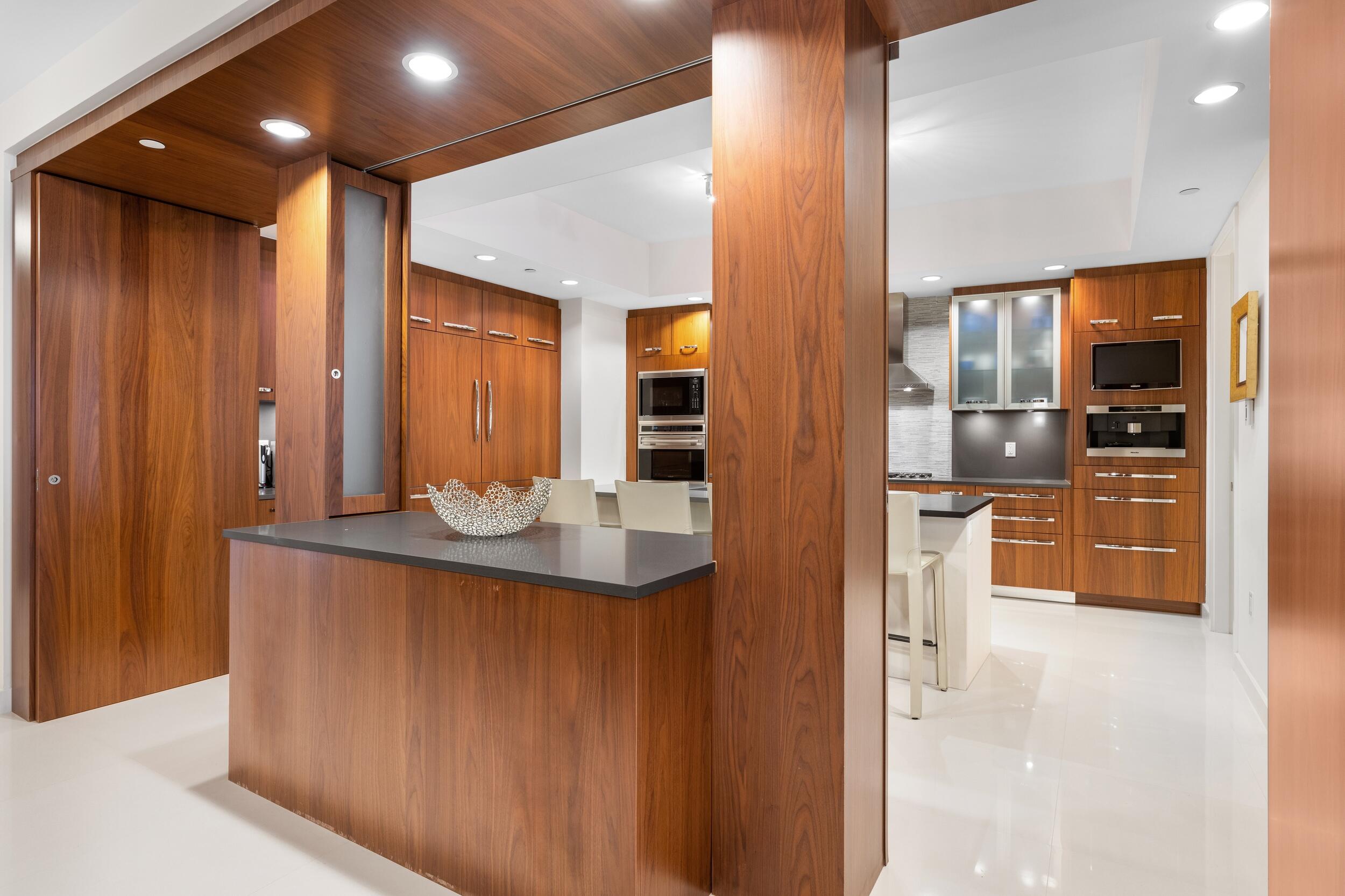 ONE THOUSAND OCEAN - Residential