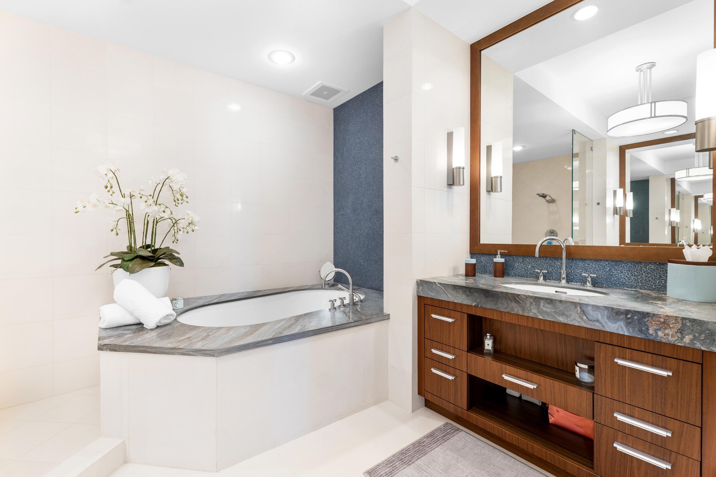 ONE THOUSAND OCEAN - Residential