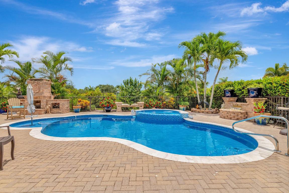 LOST RIVER BEND - Residential