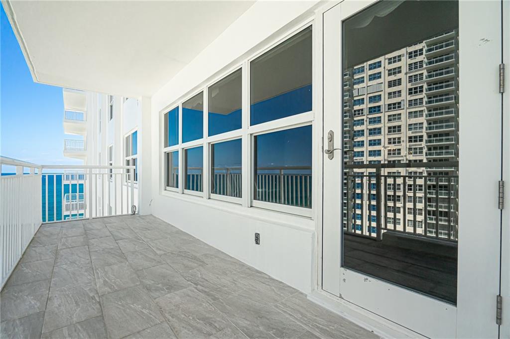 Regency Tower - Residential