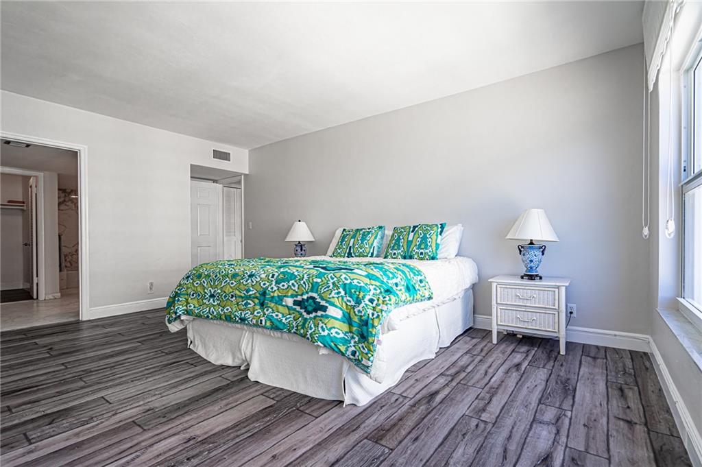 Regency Tower - Residential