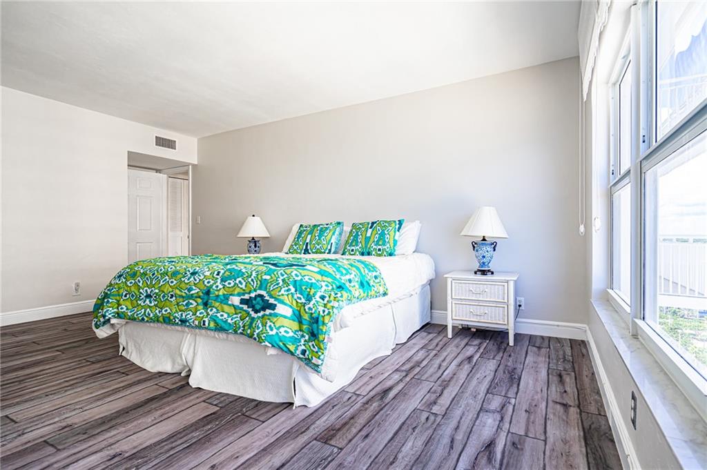 Regency Tower - Residential