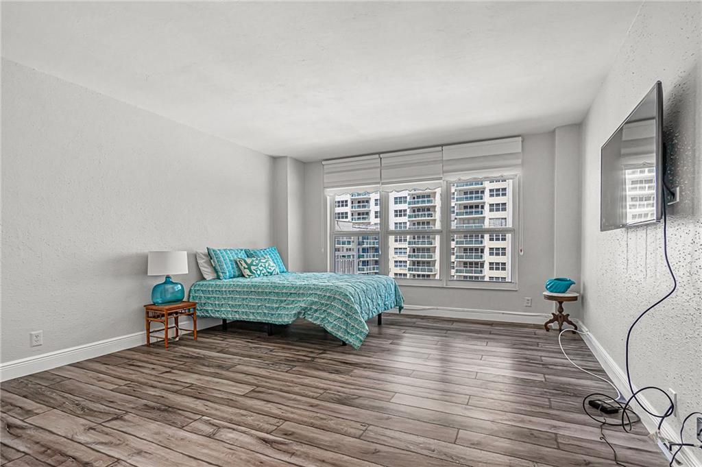 Regency Tower - Residential
