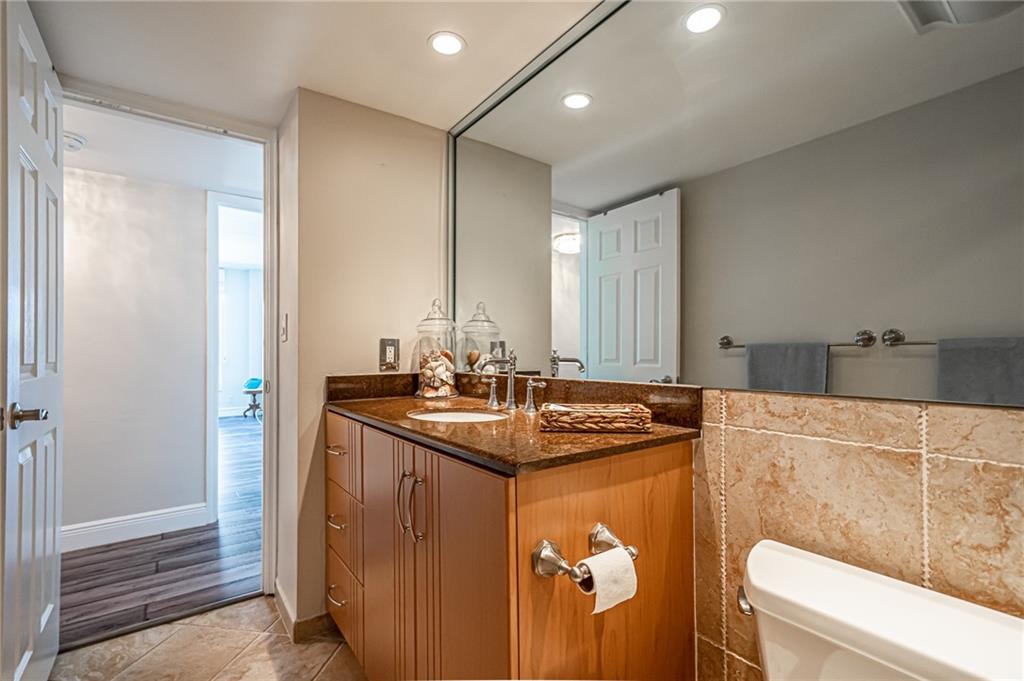 Regency Tower - Residential