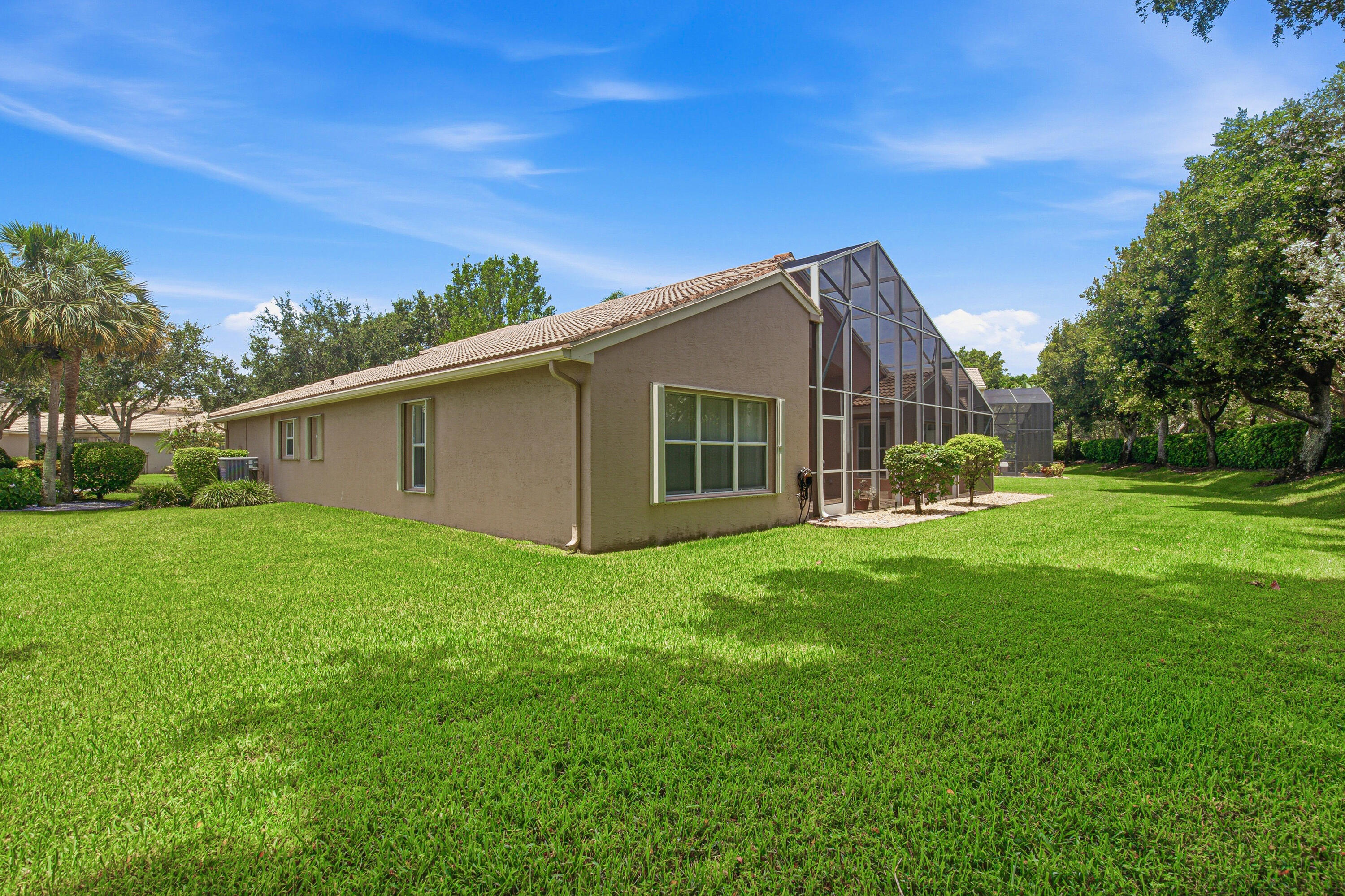 Valencia Shores - Residential