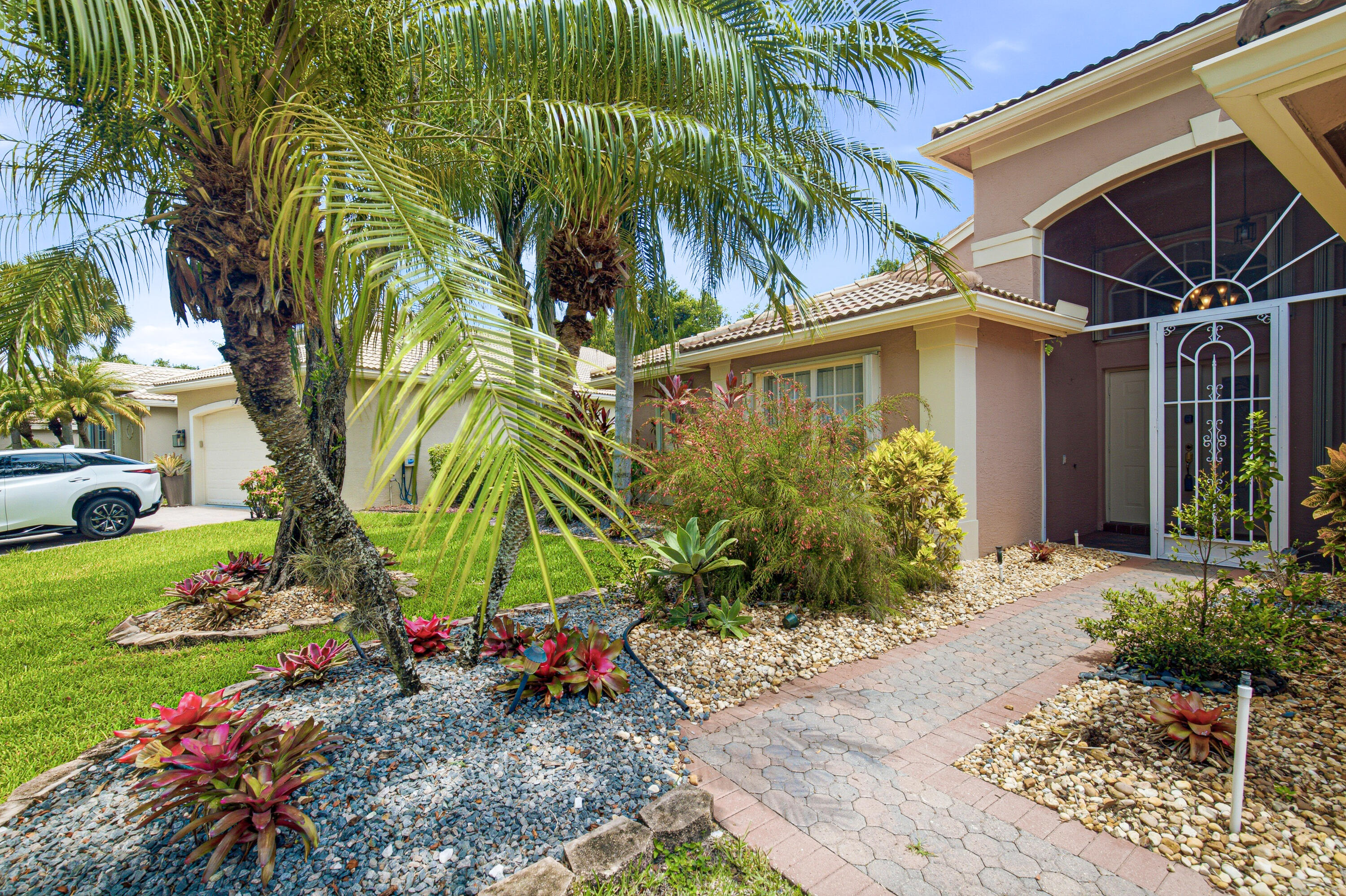 Valencia Shores - Residential