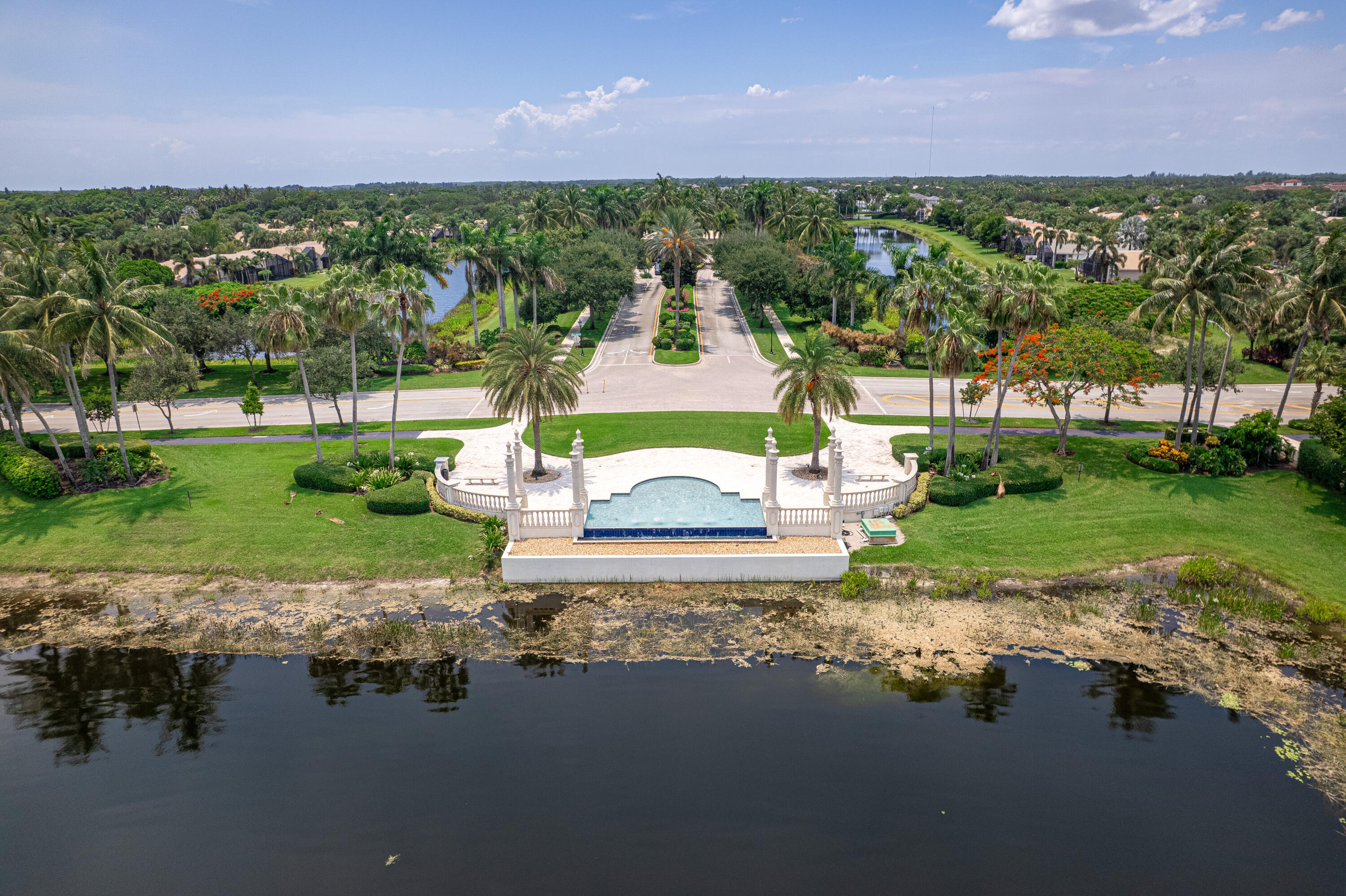 Valencia Shores - Residential