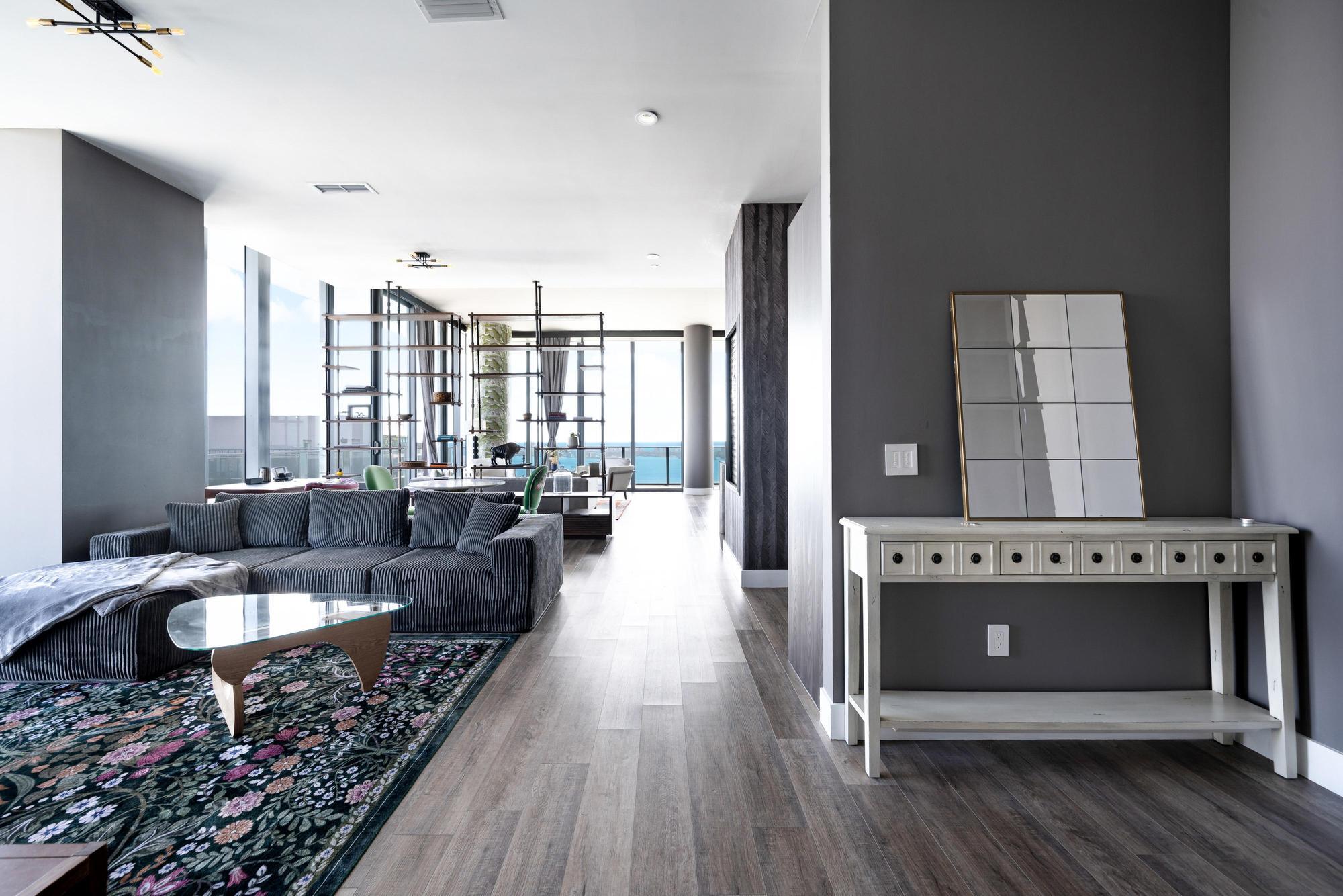GRAN PARAISO CONDO - Residential