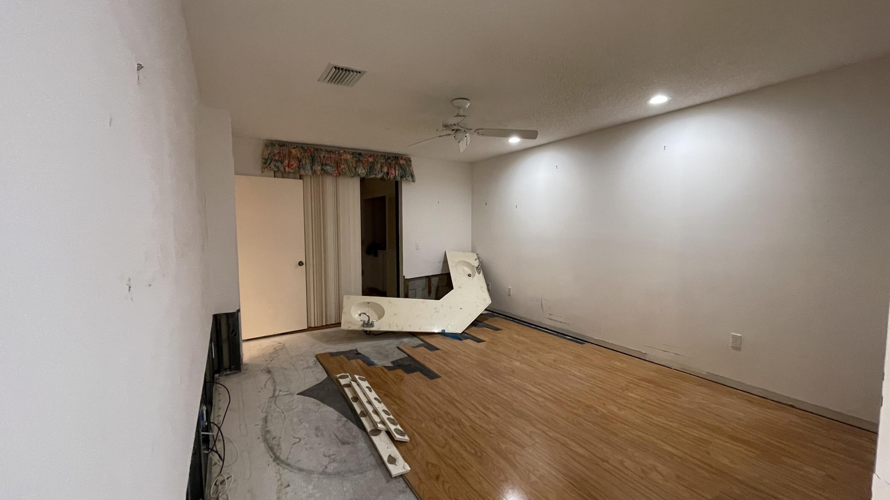 CARRARA VILLAGE CONDO - Residential