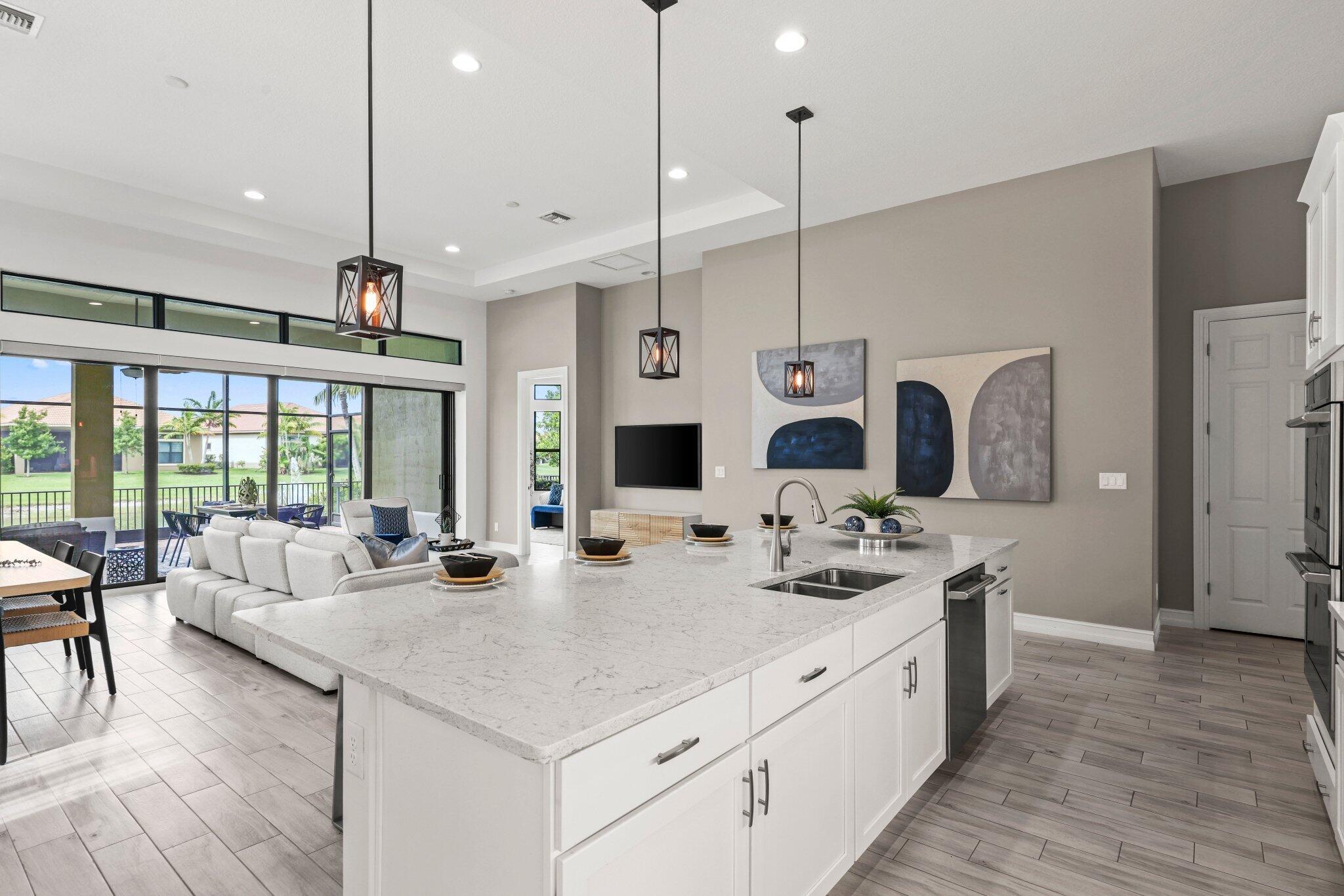 PARKLAND ROYALE - Residential