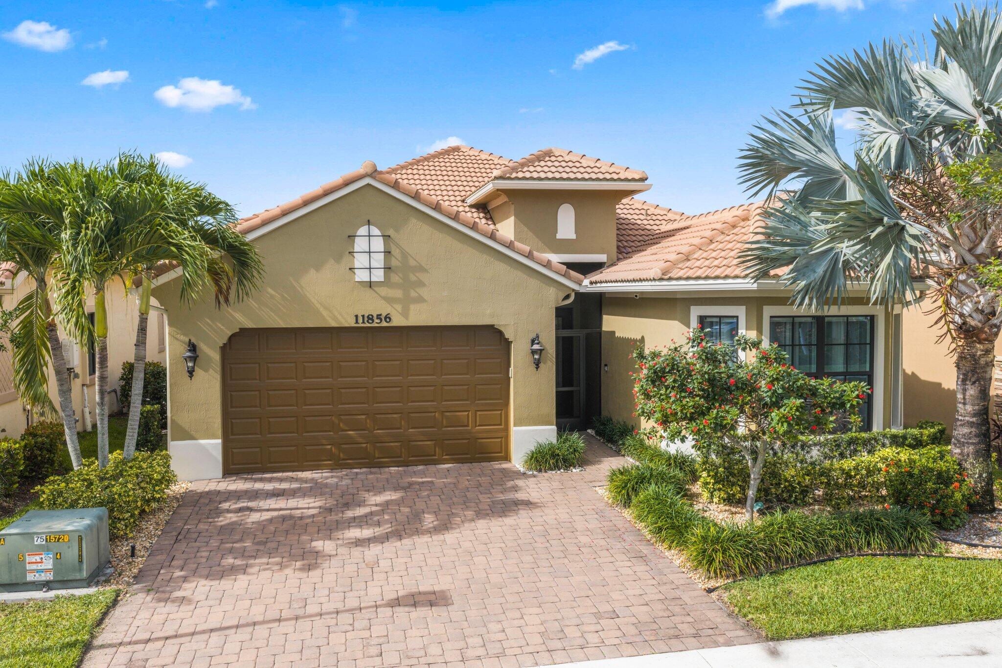 PARKLAND ROYALE - Residential