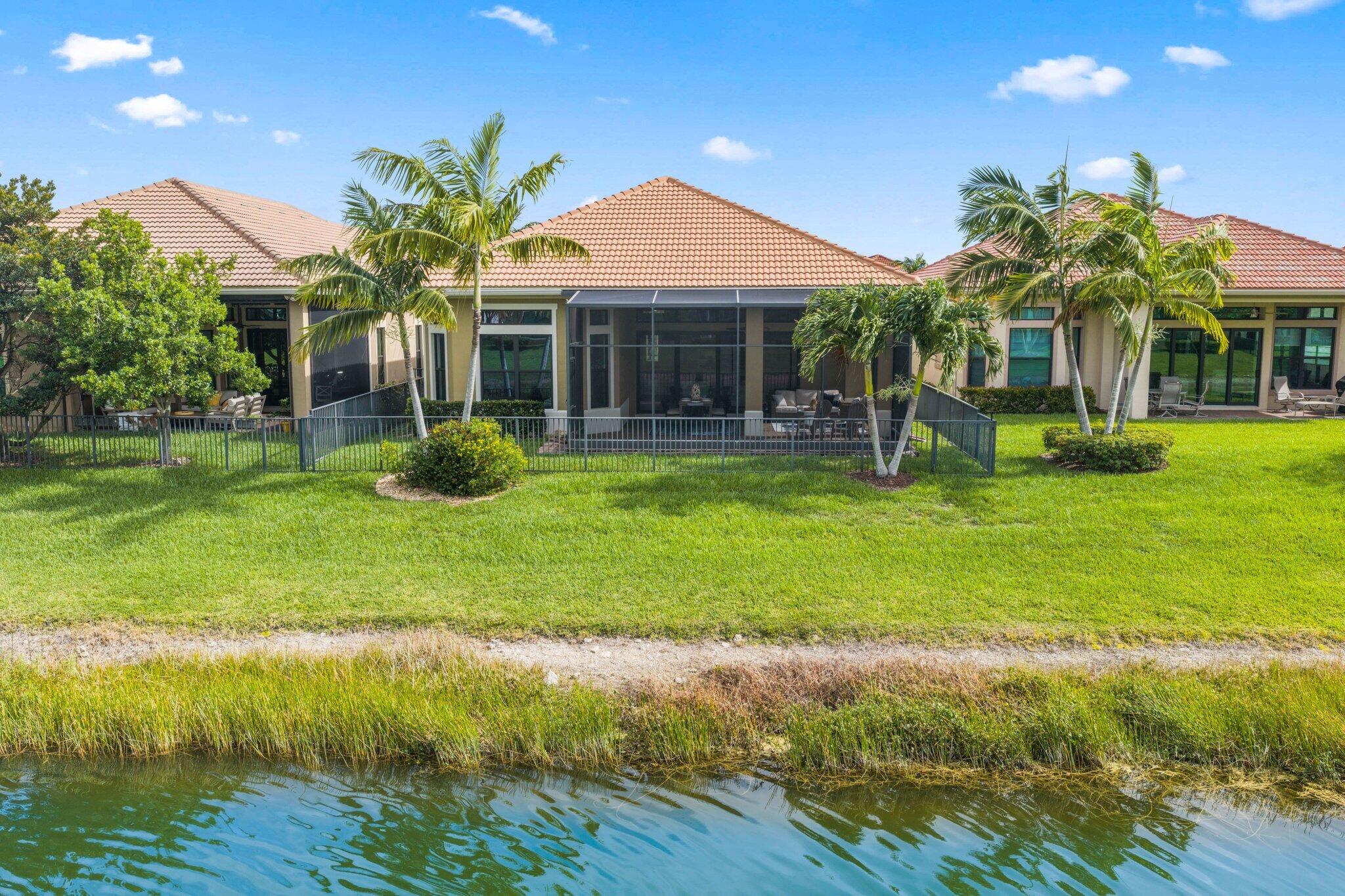 PARKLAND ROYALE - Residential
