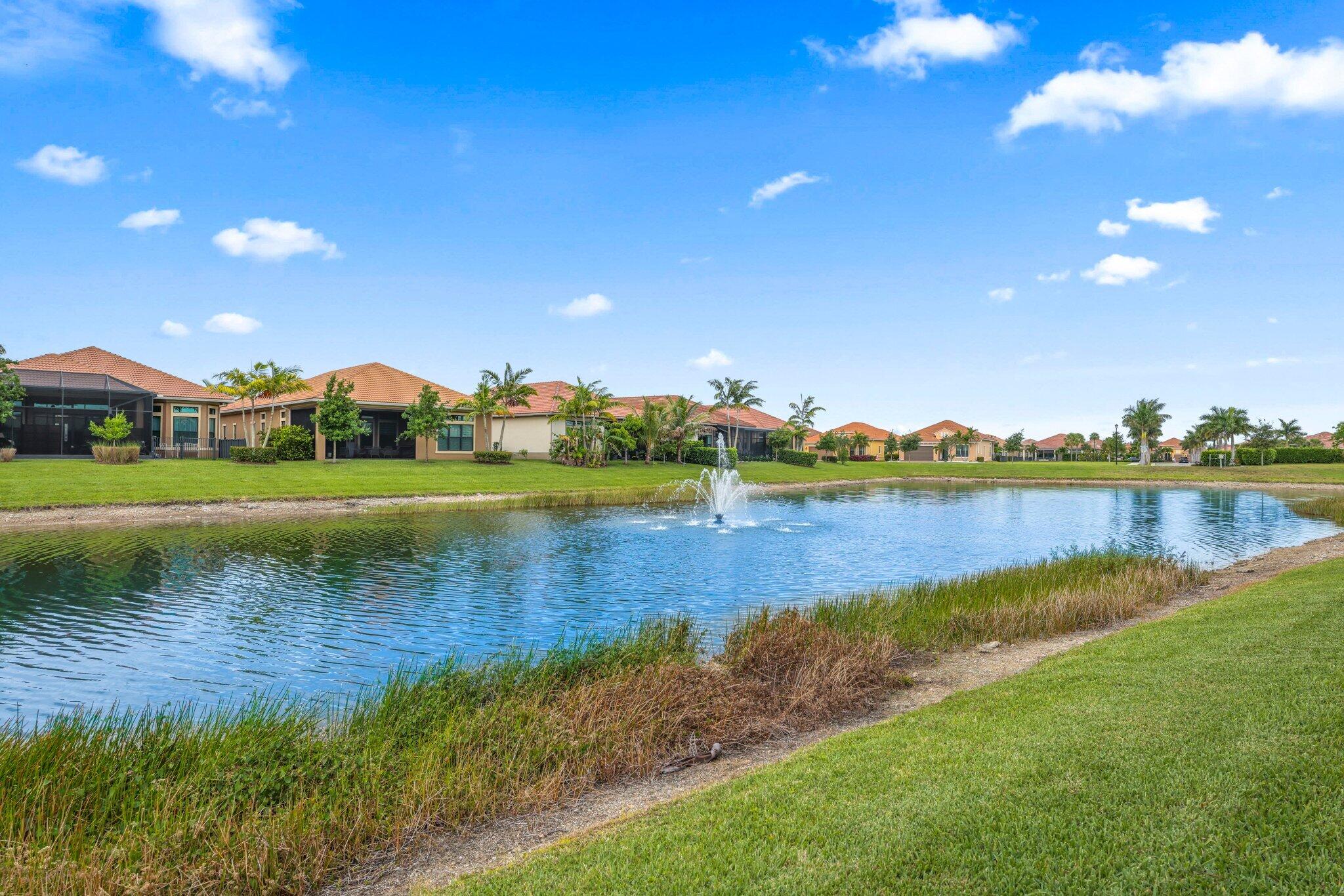 PARKLAND ROYALE - Residential