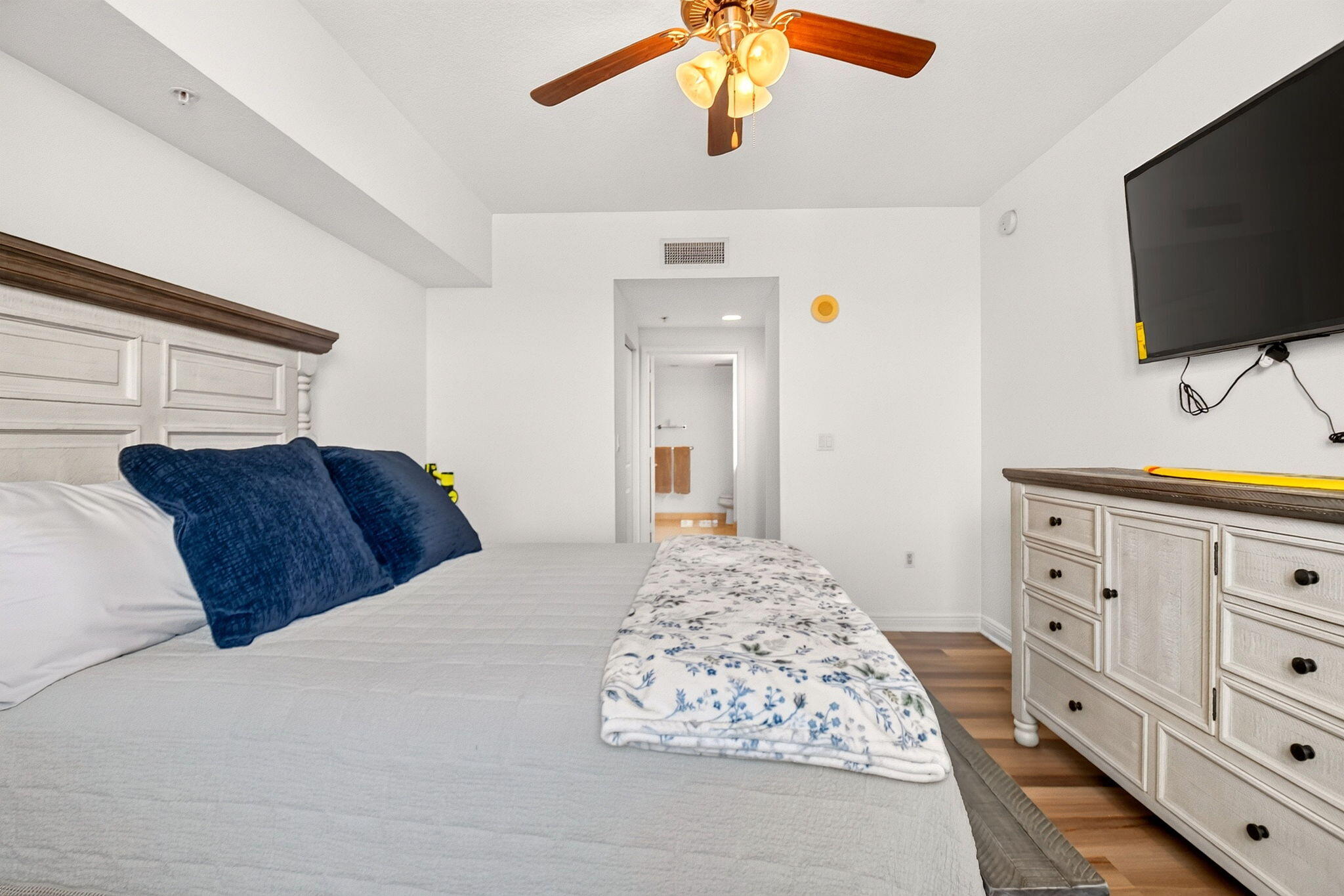 CASA COSTA CONDO - Residential