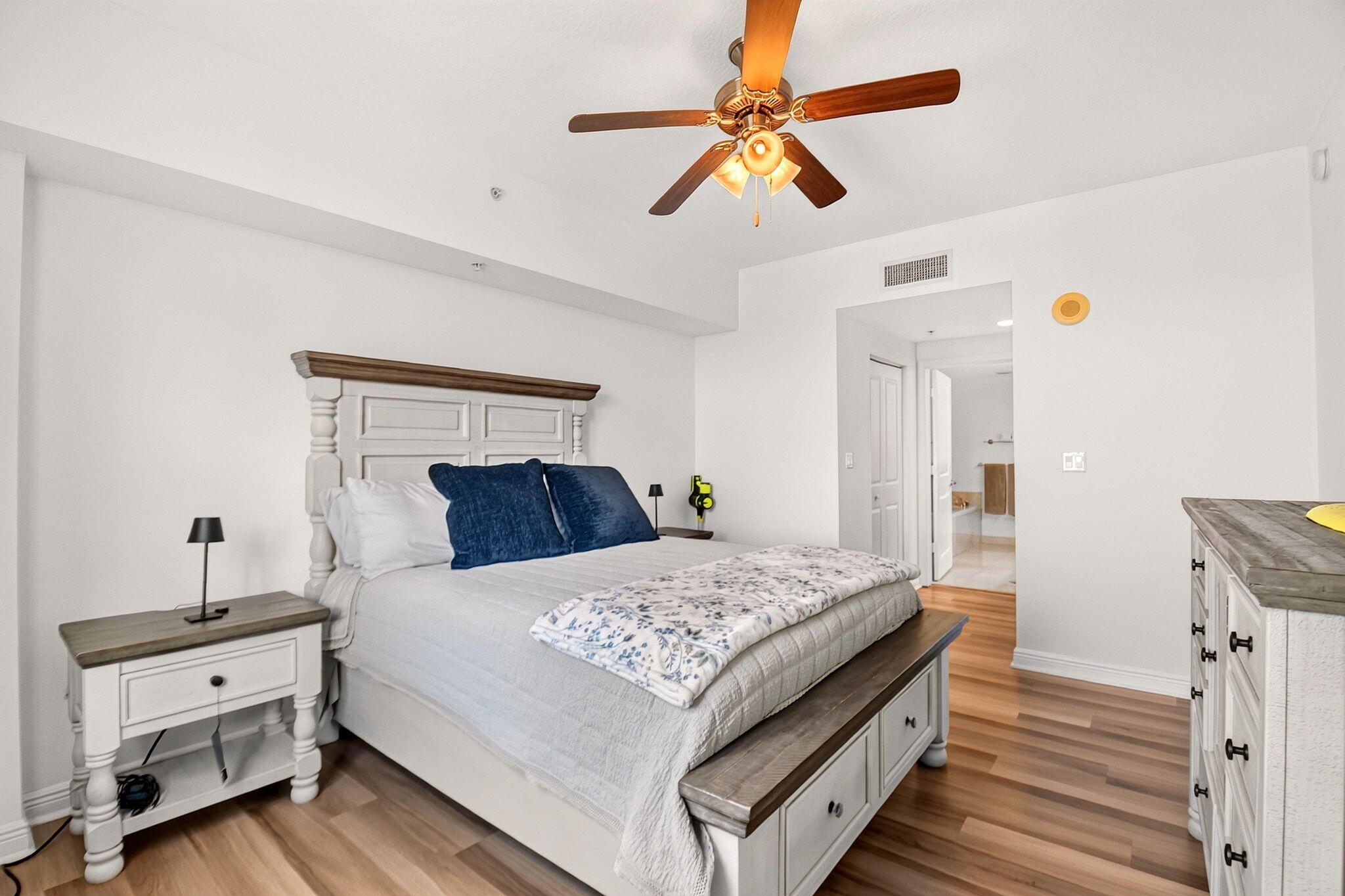 CASA COSTA CONDO - Residential