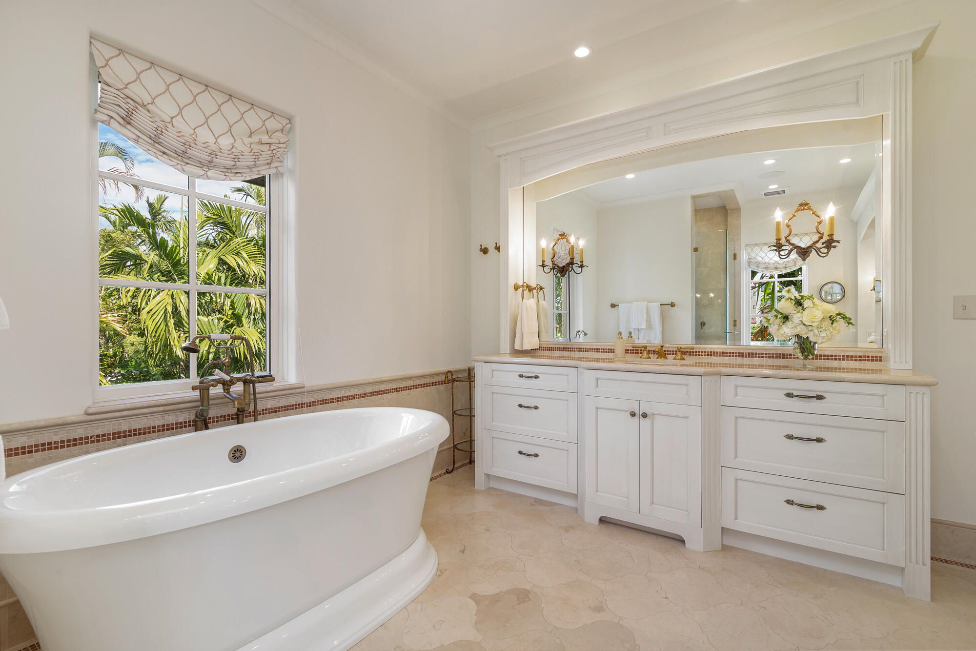OCEAN PARK H W ROBBINS - Residential