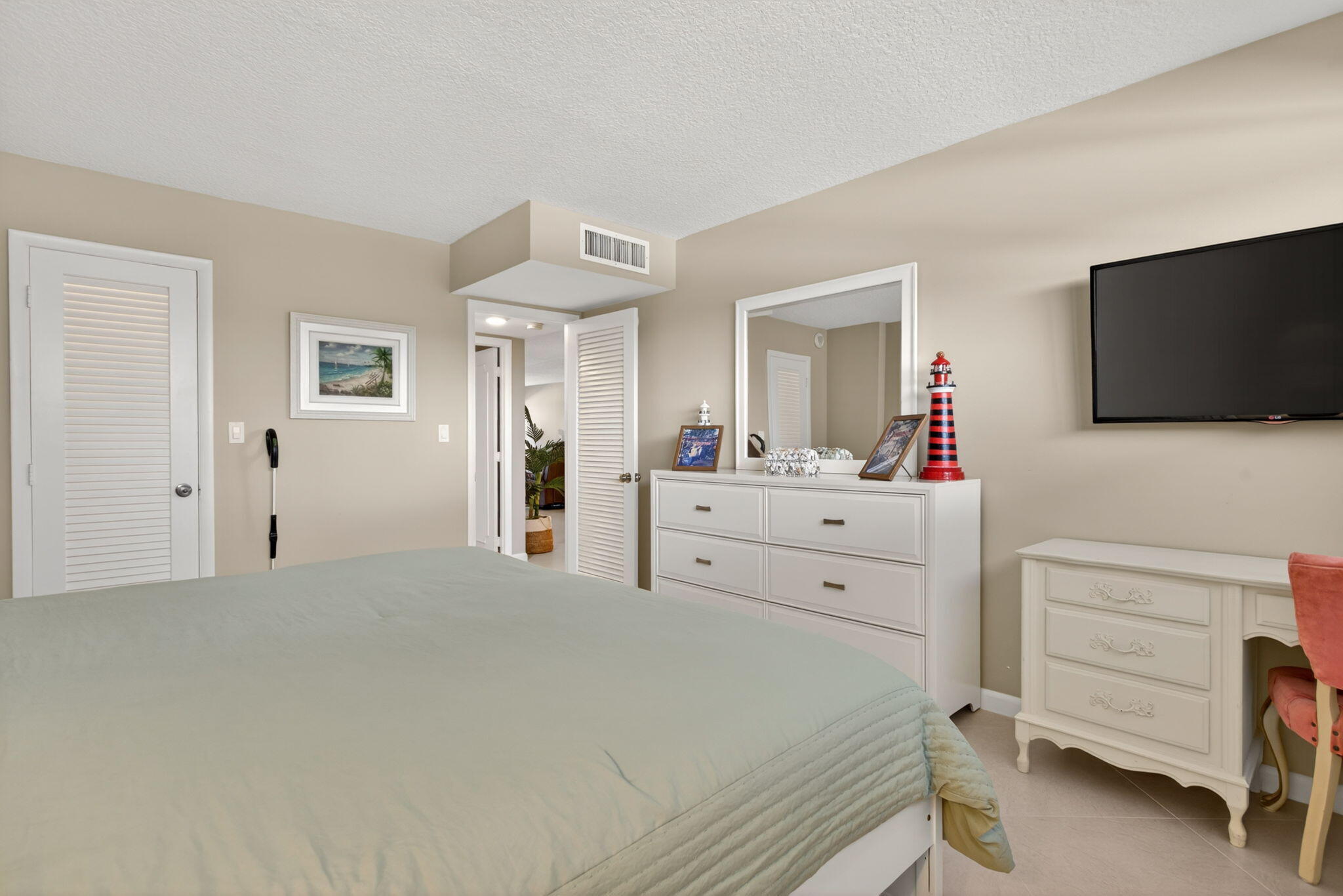 CENTURY PLAZA CONDO - Residential