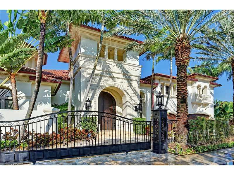 Exquisite Ritz Carltonesque Las Olas estate w/100' of deep water frontage to accommodate up to a 90' yacht. Situated 2 lots from the New River point, just minutes by boat to the inlet. Grand foyer, gold leaf painted volume ceilings, opulent living and din ing rooms, comfortably designed family room, paneled library. Spacious custom designed chef's kitchen. Palatial 1st floor master suite w/lavish 2-story master bath. Staff quarters with private entrance. Sparkling pool & spa with outdoor kitchen.