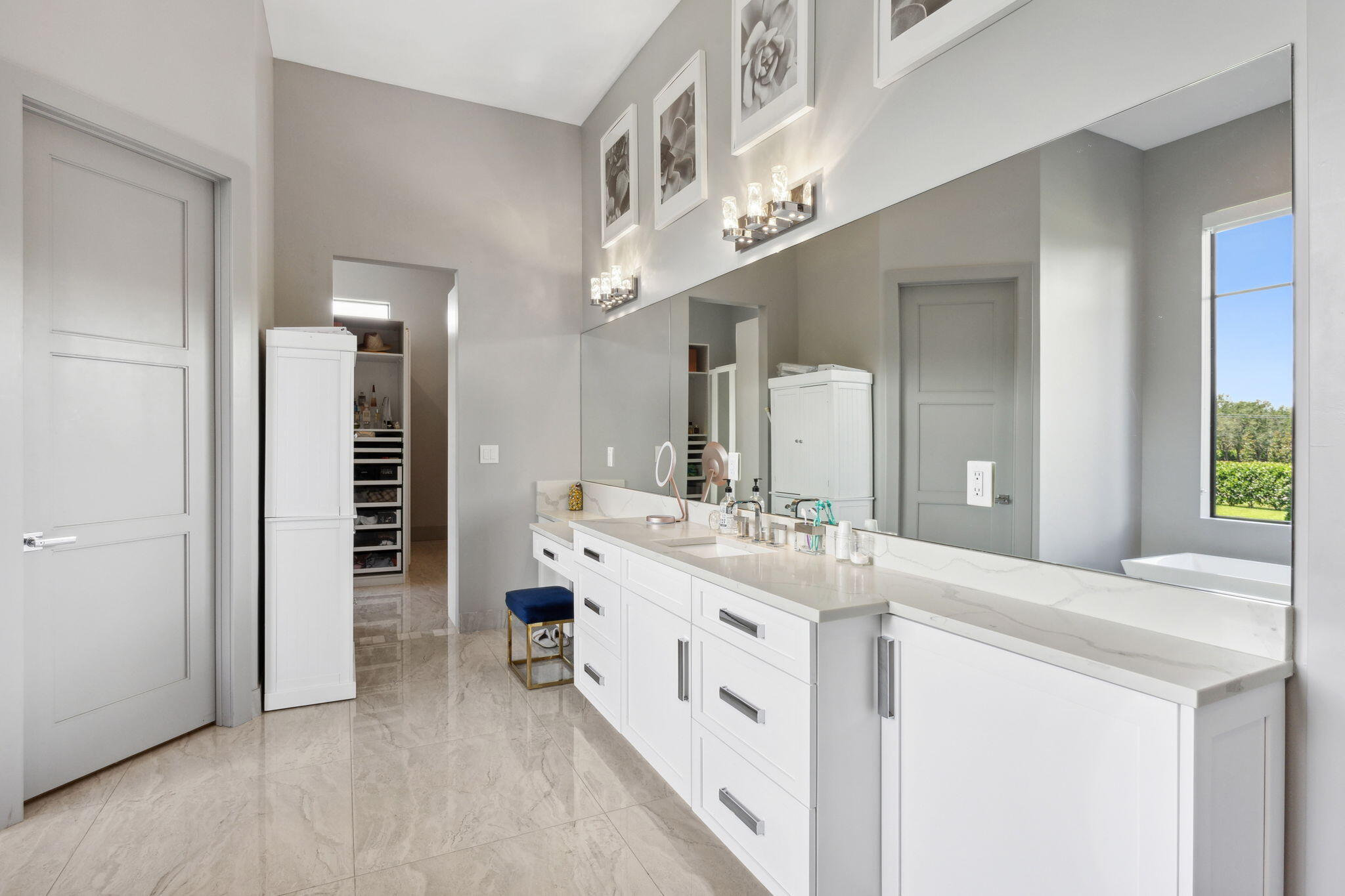 PALM BEACH FARMS CO 3 - Residential