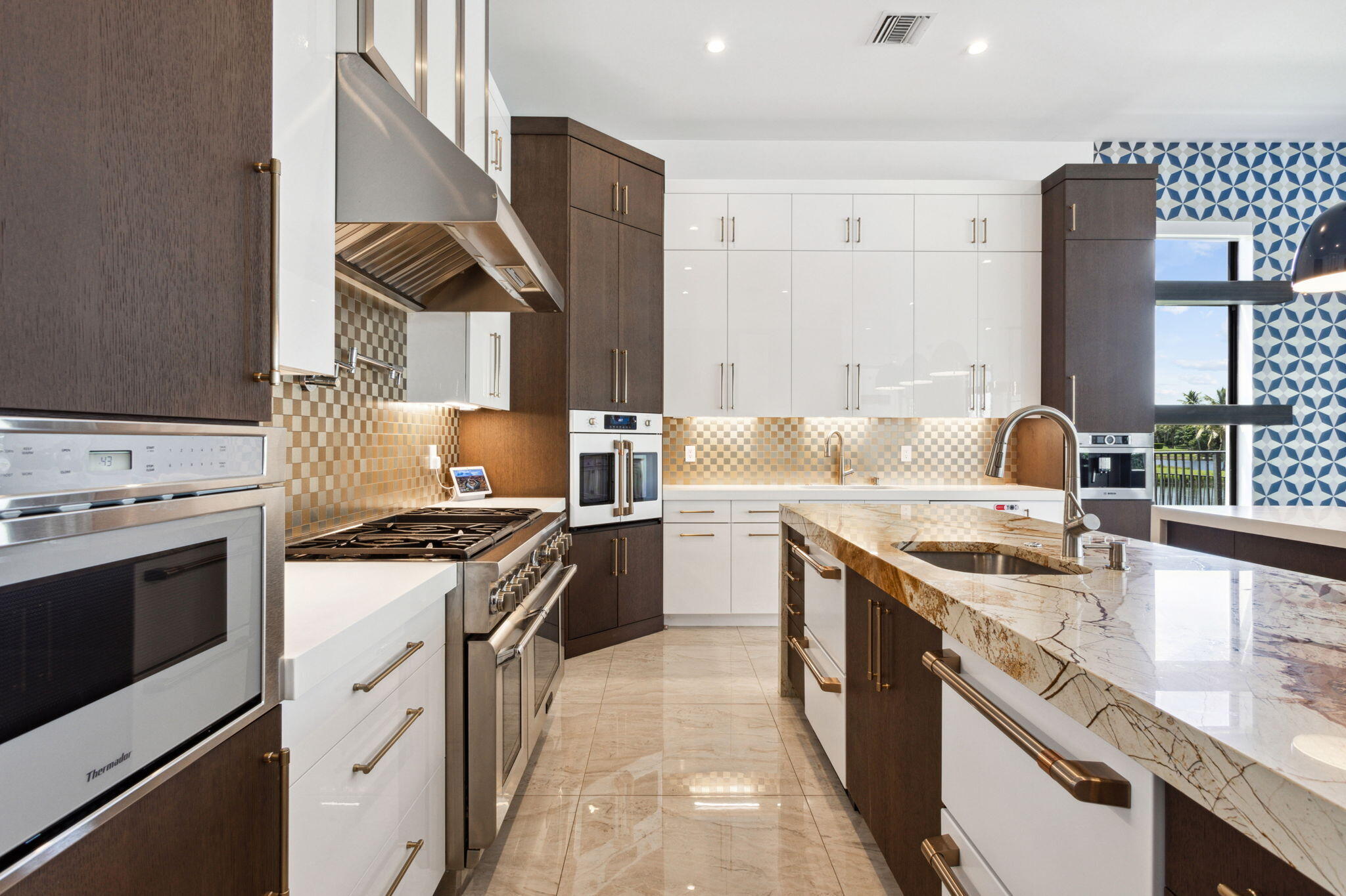 PALM BEACH FARMS CO 3 - Residential