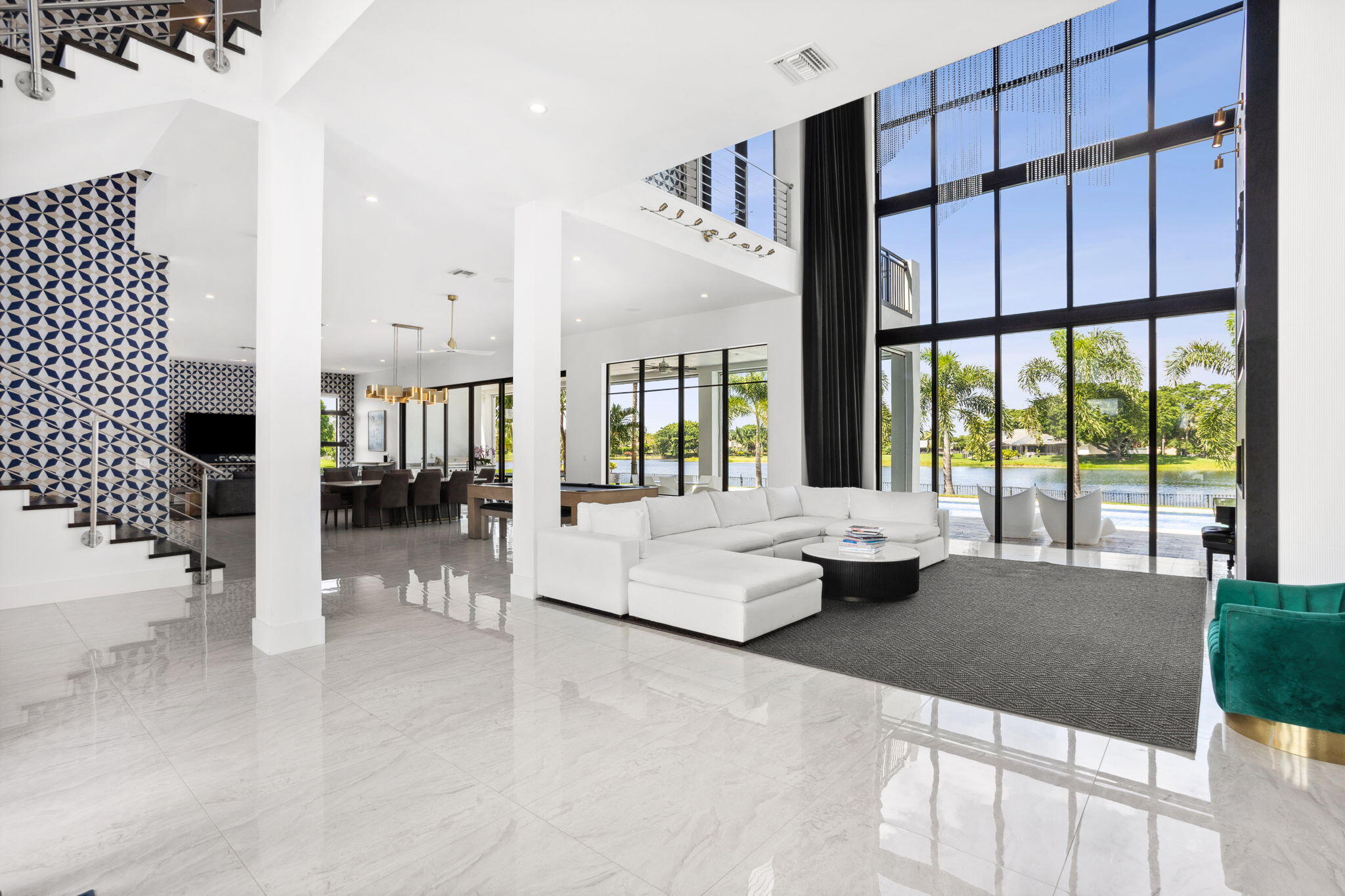 PALM BEACH FARMS CO 3 - Residential