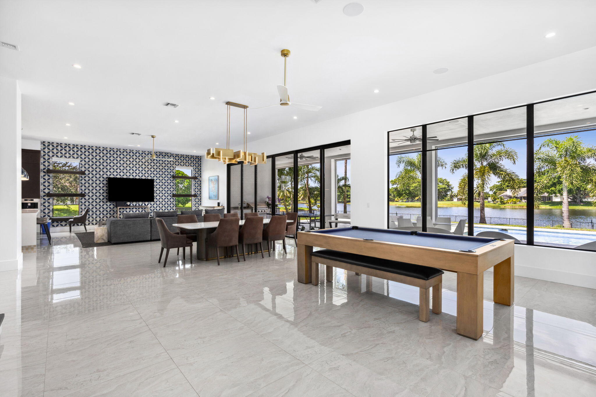 PALM BEACH FARMS CO 3 - Residential
