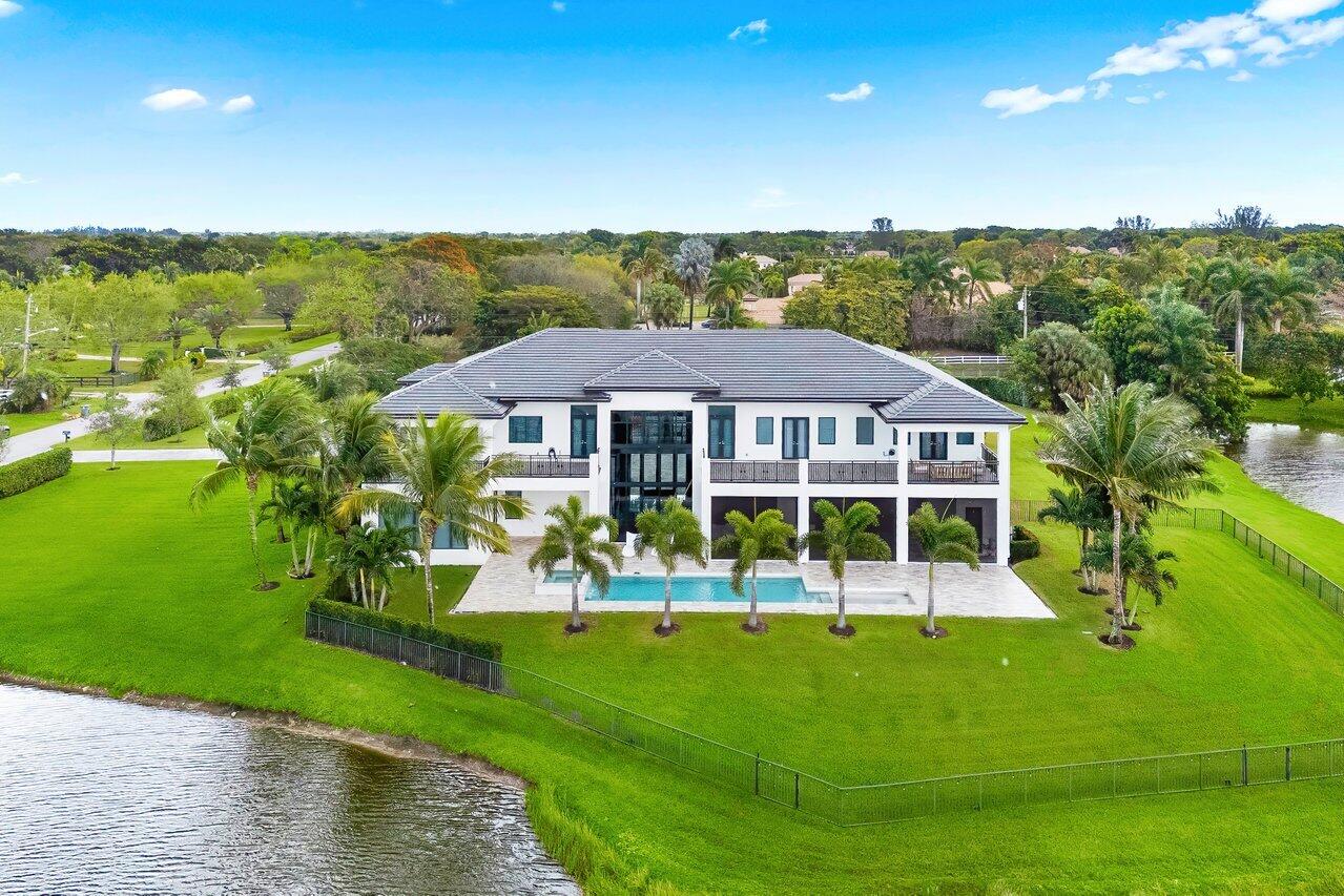 PALM BEACH FARMS CO 3 - Residential