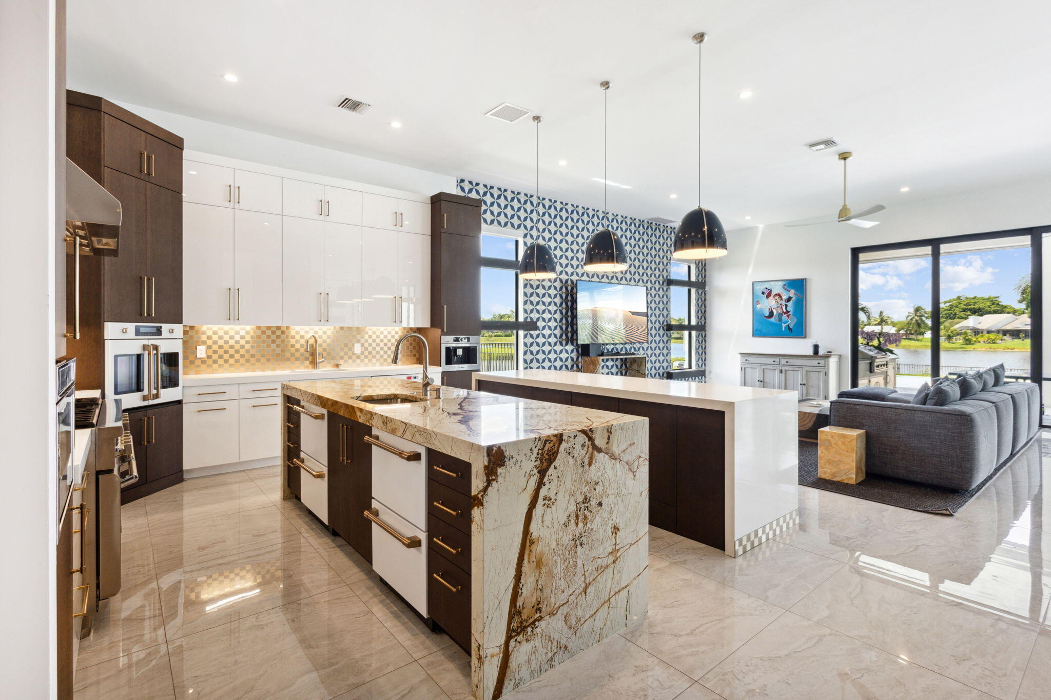 PALM BEACH FARMS CO 3 - Residential