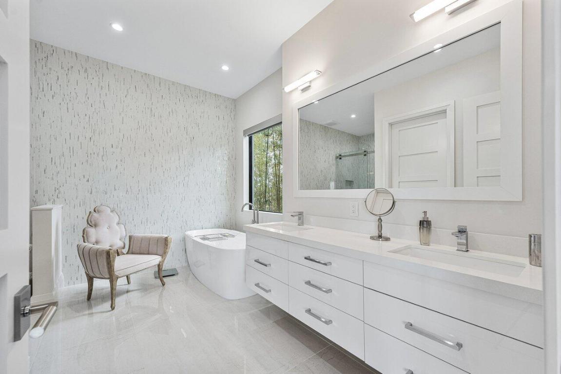 ST ANDREWS COUNTRY CLUB - Residential