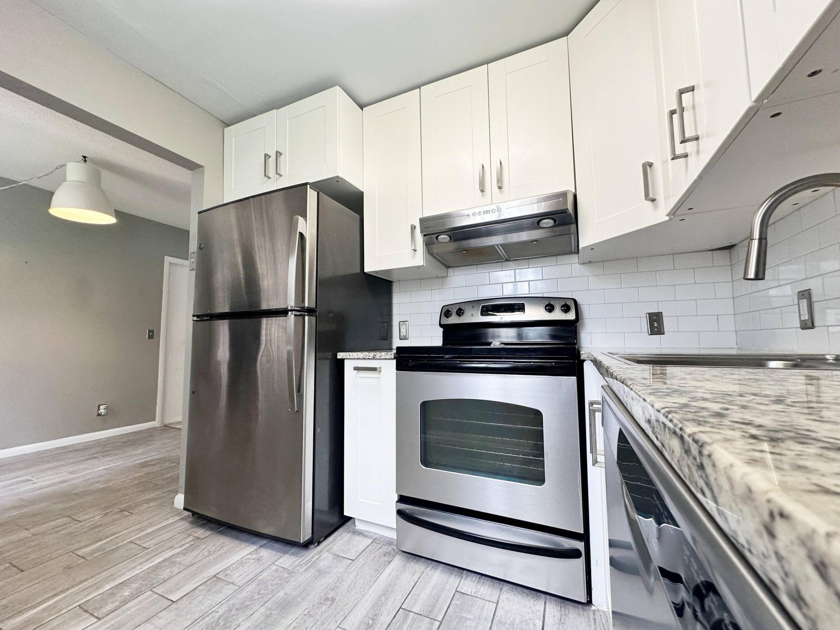 MANSFIELD AT CENTURY VILLAGE CONDO - Residential Lease