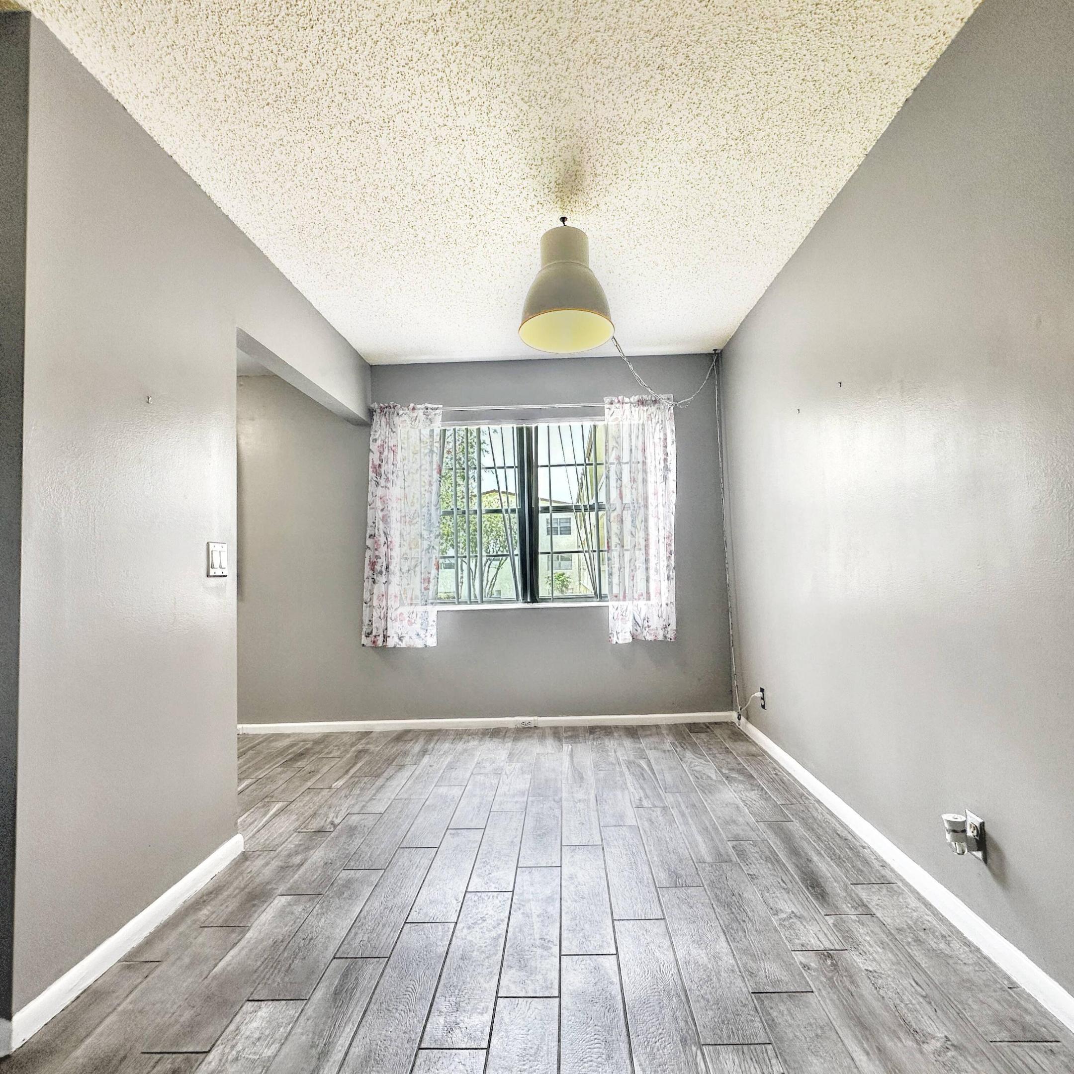 MANSFIELD AT CENTURY VILLAGE CONDO - Residential Lease