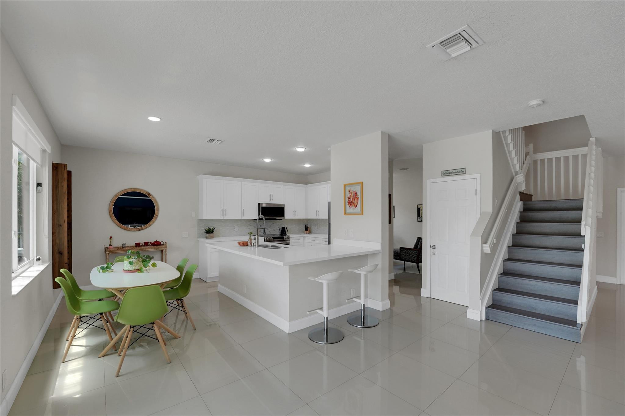 SECTOR 2-PARCELS 11 27 28 & 29 - Residential Lease