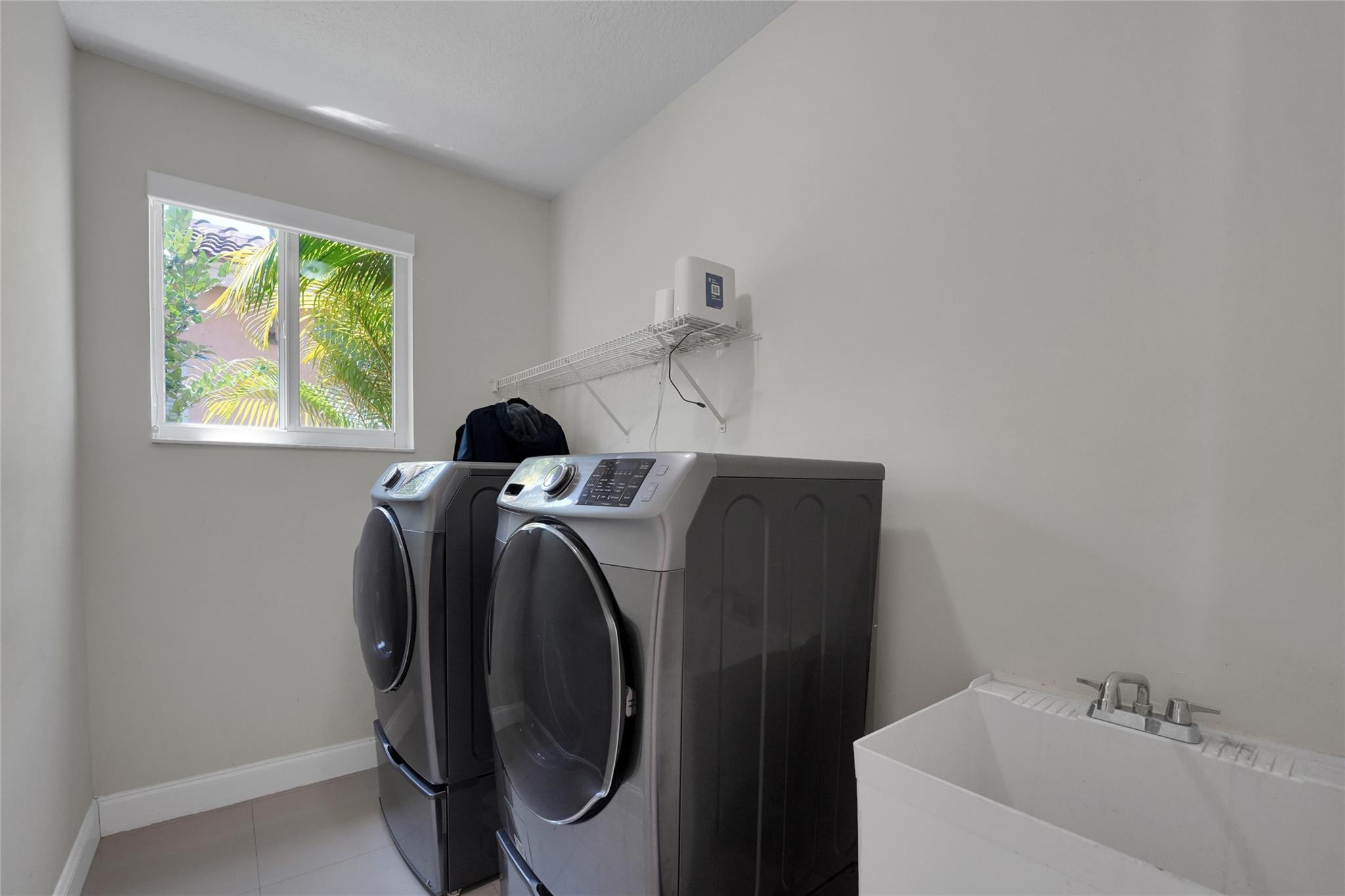 SECTOR 2-PARCELS 11 27 28 & 29 - Residential Lease