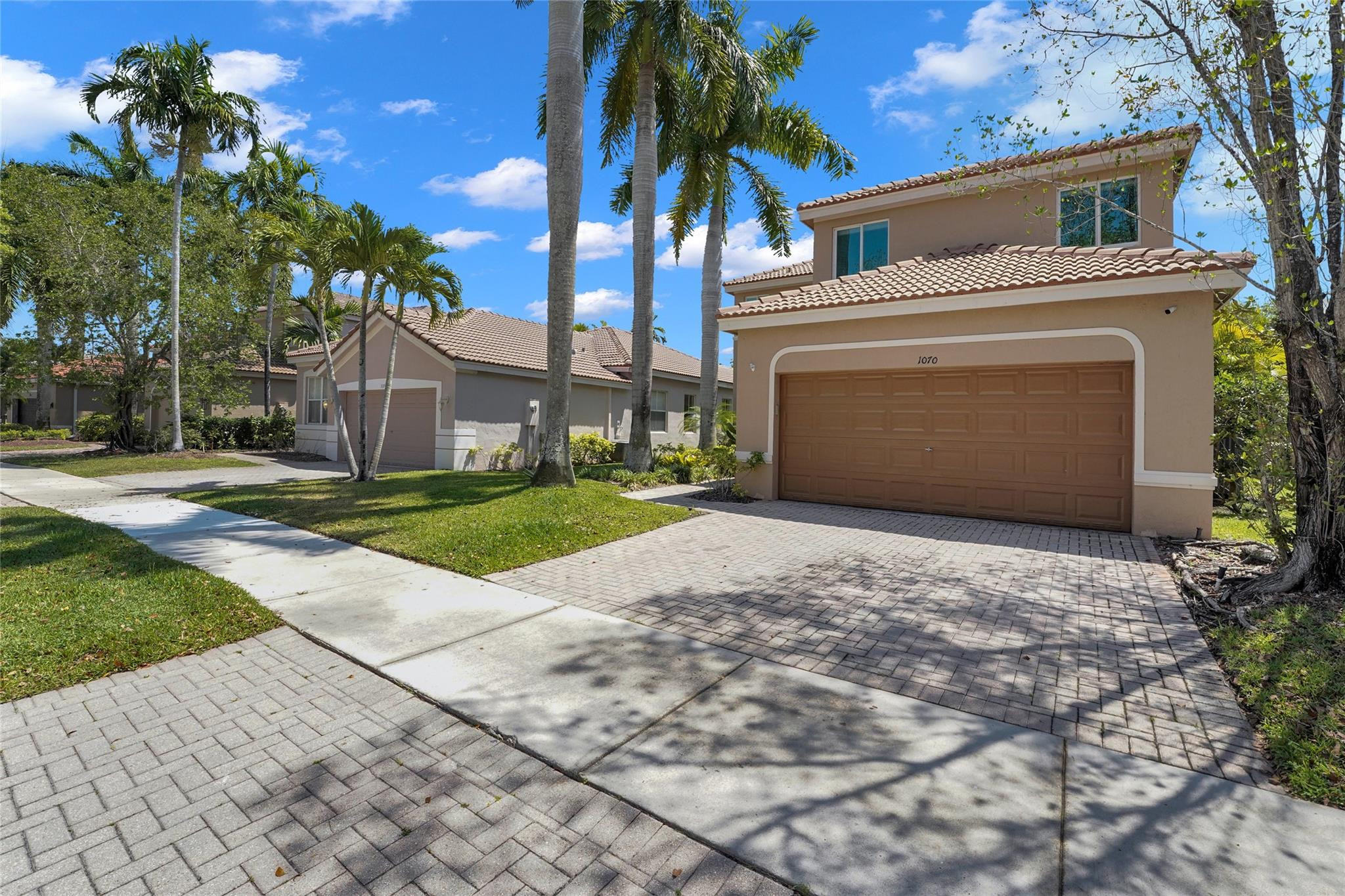 SECTOR 2-PARCELS 11 27 28 & 29 - Residential Lease