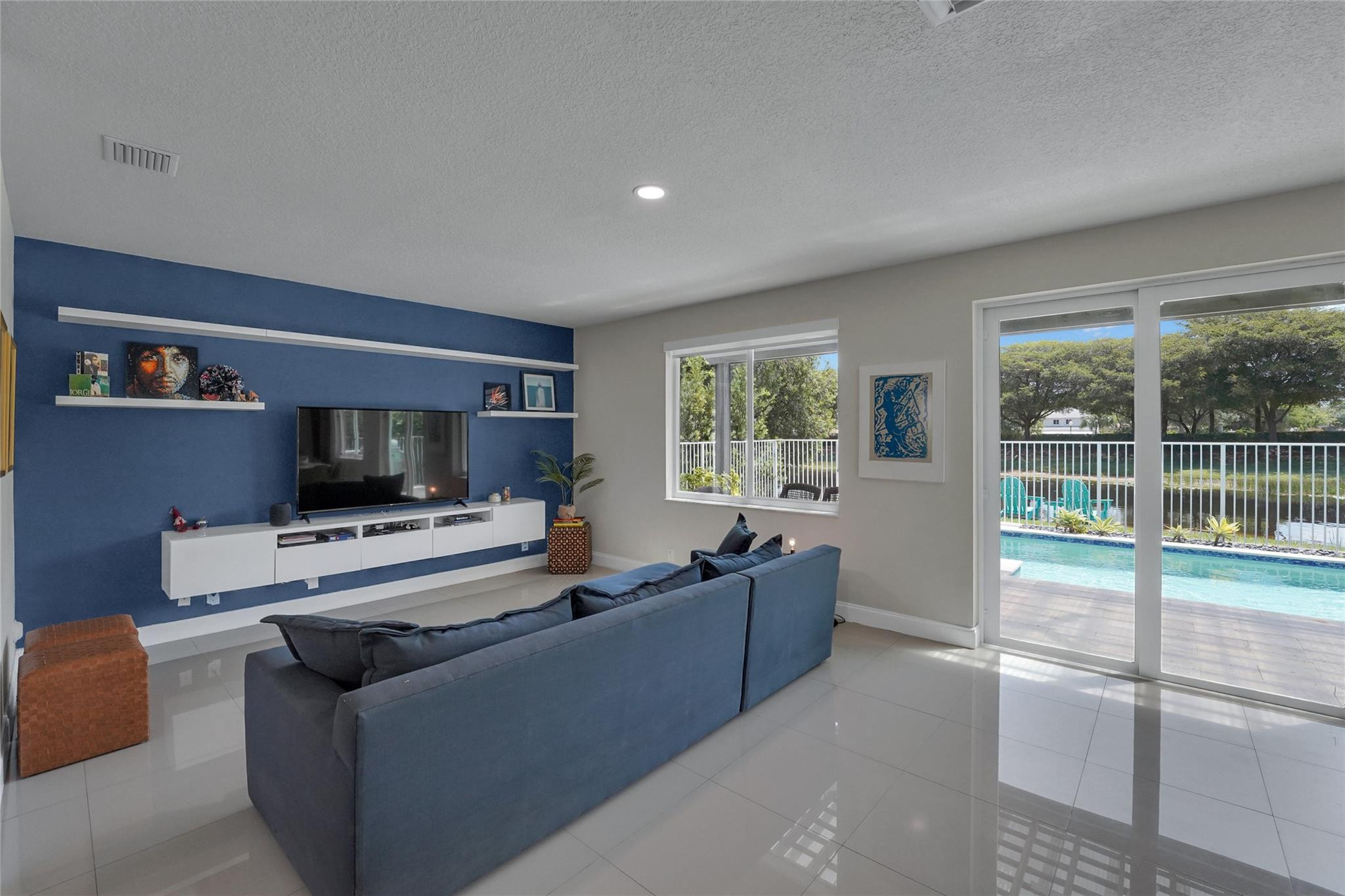 SECTOR 2-PARCELS 11 27 28 & 29 - Residential Lease