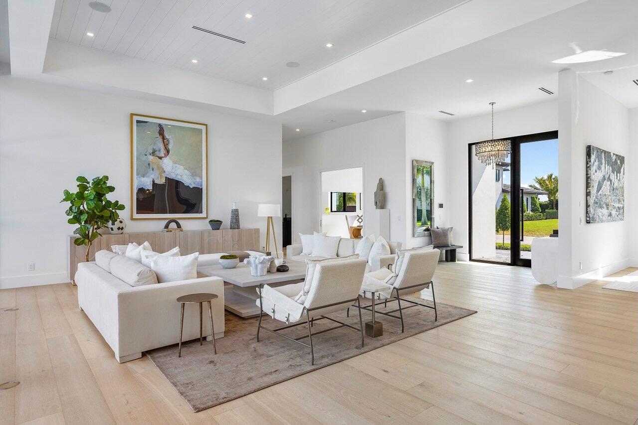 BLUE CYPRESS REPL AT PALM BEACH POLO & COUNTRY CLU - Residential