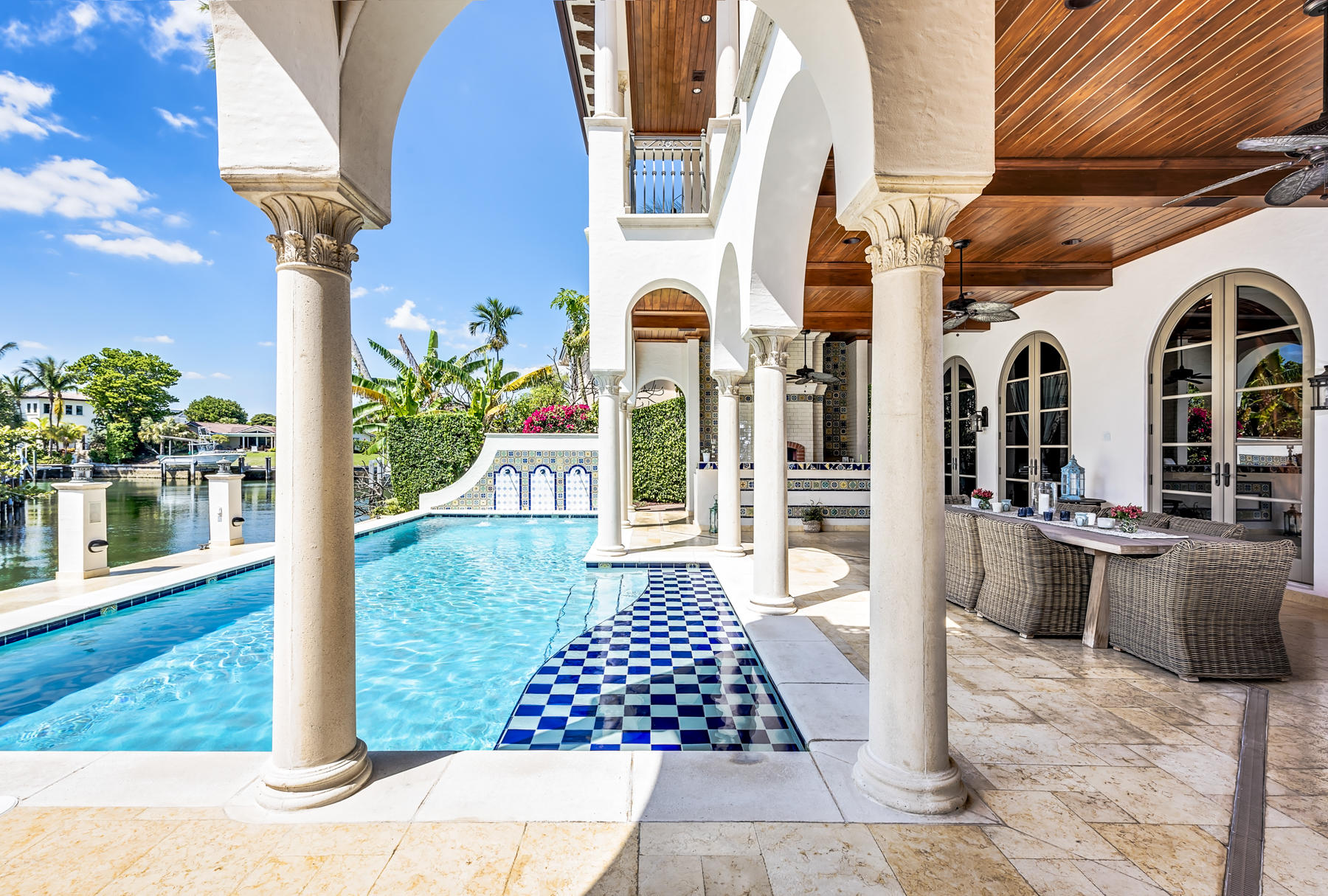 SUN AND SURF CLUB COMMUNITY - Residential