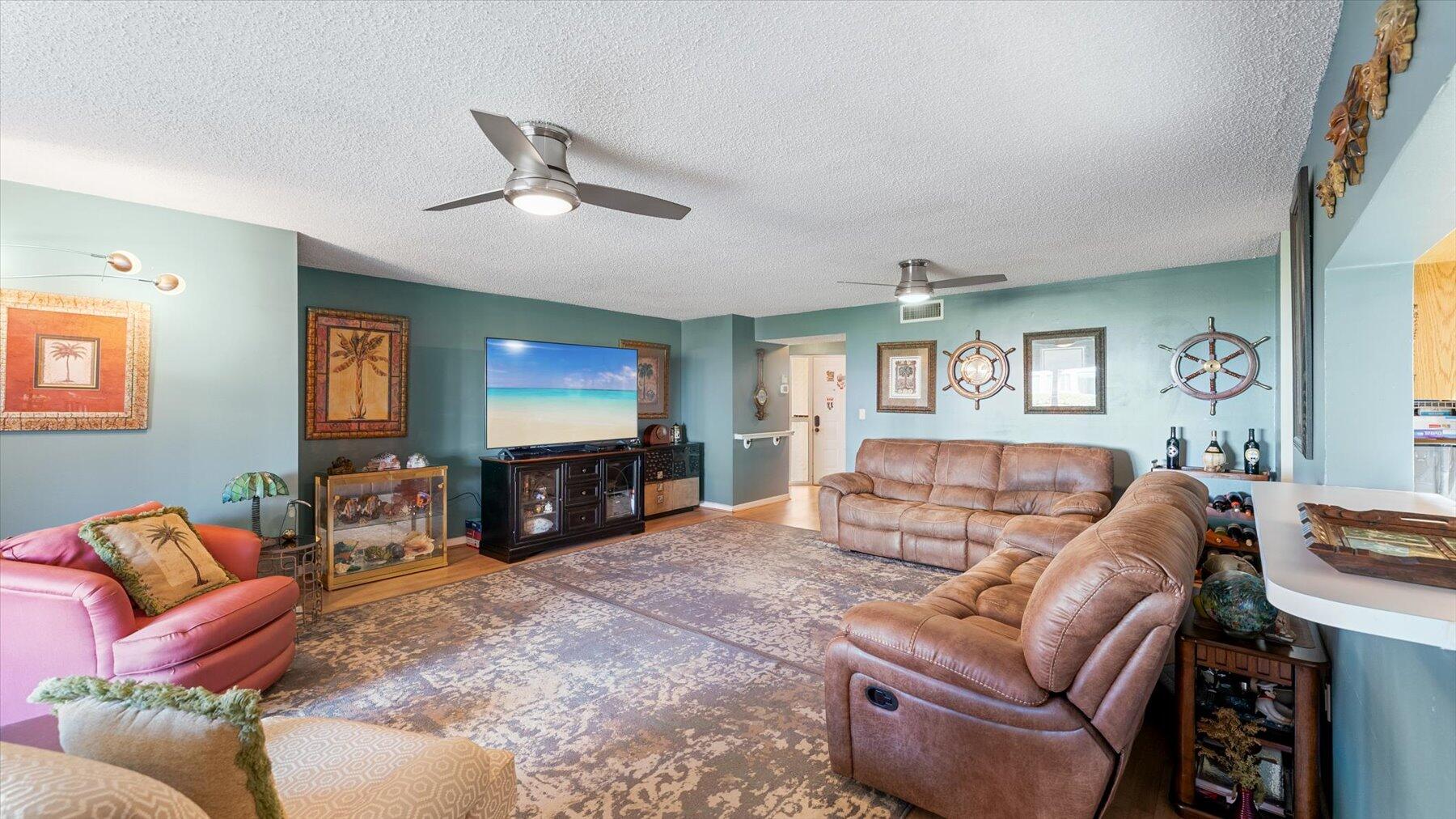 HALF MOON BAY CONDO - Residential
