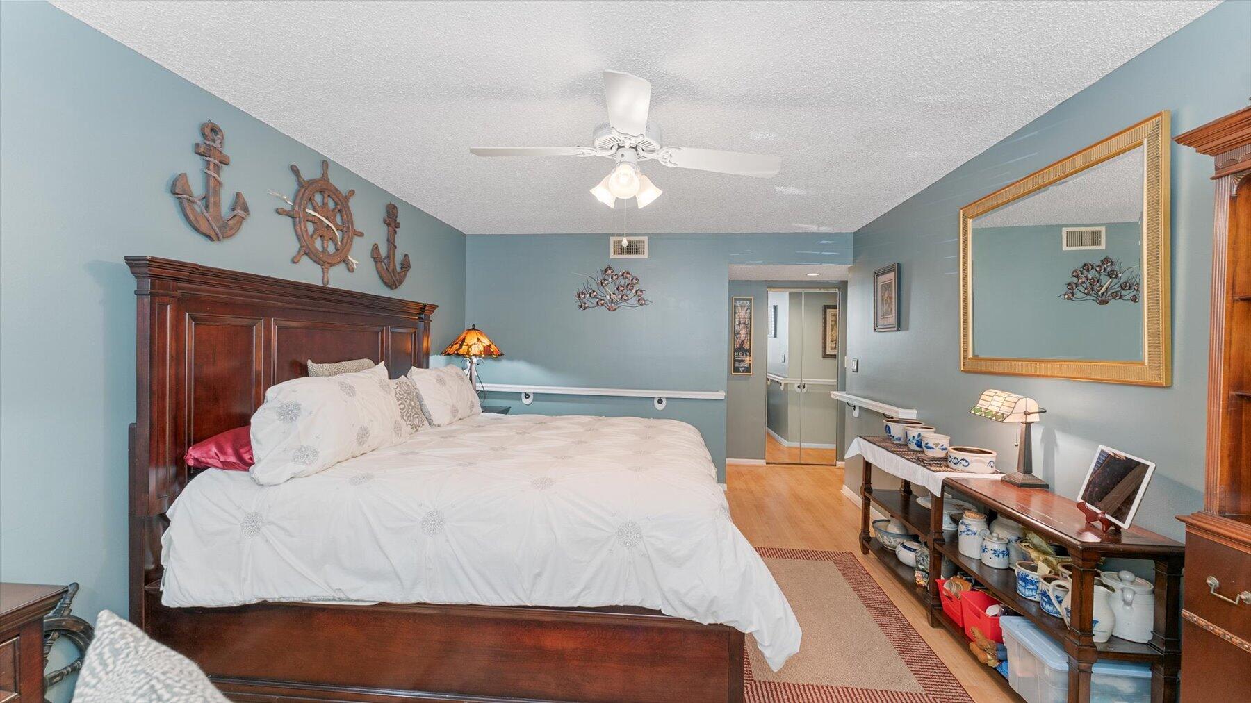 HALF MOON BAY CONDO - Residential