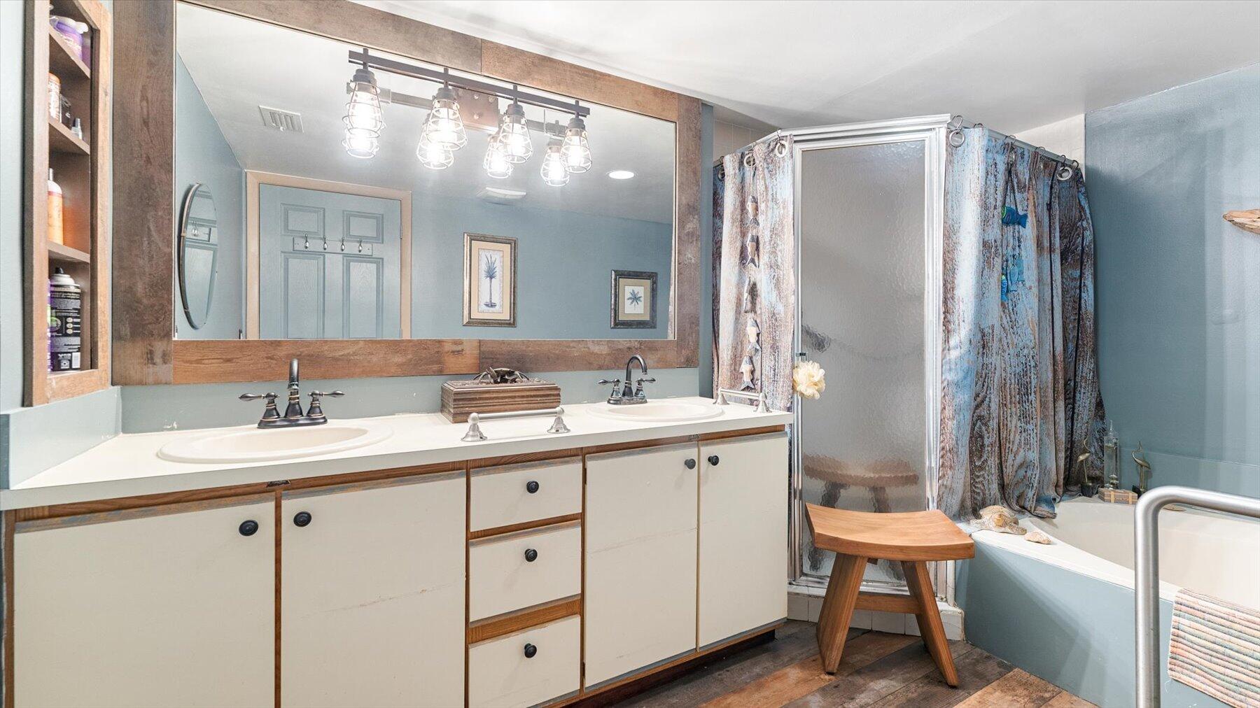 HALF MOON BAY CONDO - Residential